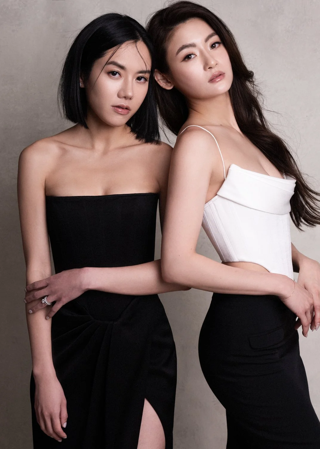 Timeless fashion editorial style portrait photographed by Kay Lai Studio in Hong Kong. 香港Kay Lai Studio時尚風格人像攝影。