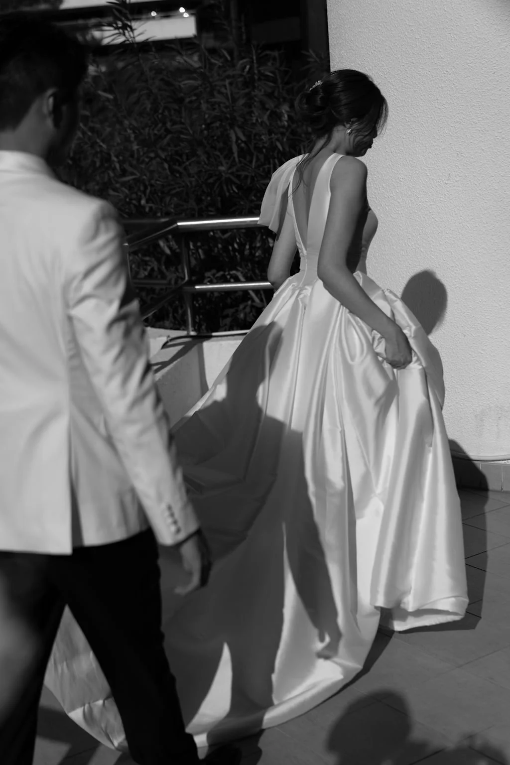 Timeless fashion editorial style wedding day photography photographed by Kay Lai Studio in Hong Kong. 香港Kay Lai Studio時尚風格婚禮攝影。