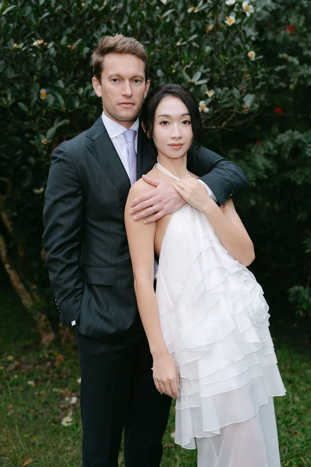 Timeless fashion editorial style wedding day photography photographed by Kay Lai Studio in Hong Kong. 香港Kay Lai Studio時尚風格婚禮攝影，簡約高級耐看。