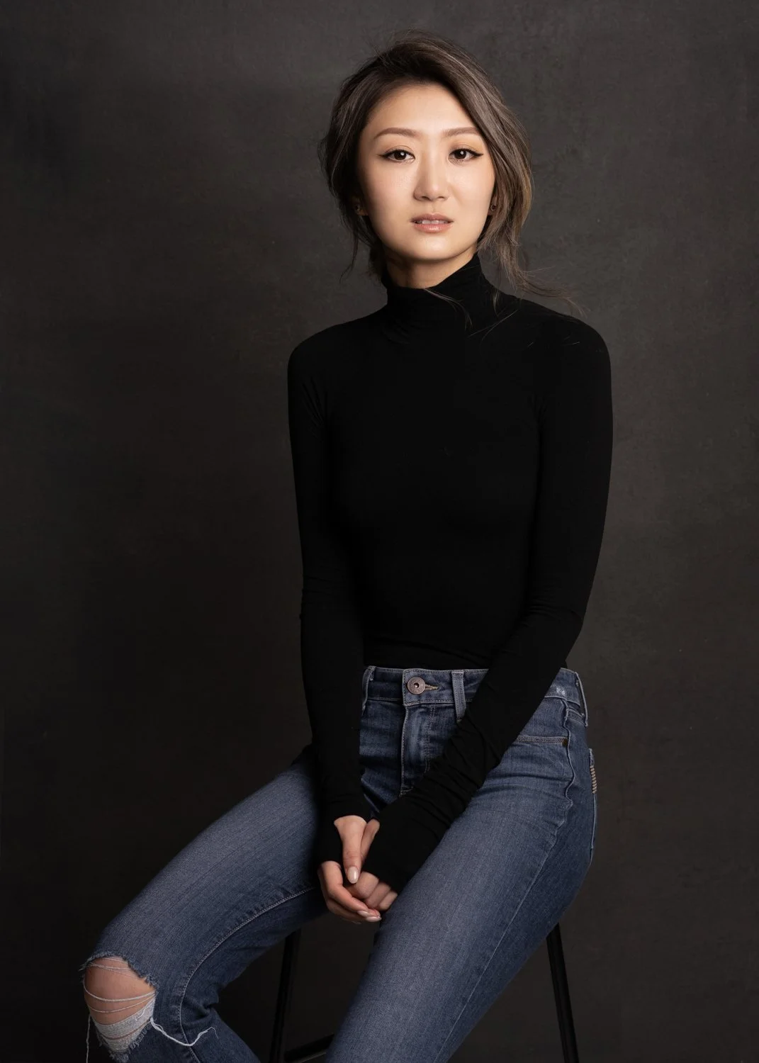 Timeless fashion editorial style portrait photographed by Kay Lai Studio in Hong Kong. 香港Kay Lai Studio時尚風格人像攝影。