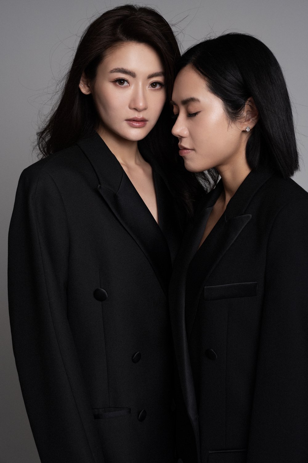 Timeless fashion editorial style portrait photographed by Kay Lai Studio in Hong Kong. 香港Kay Lai Studio時尚風格人像攝影。