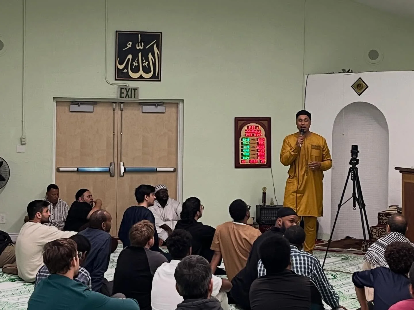 lovely community event yesterday at a historic San Diego masjid. thank you for having us, for your hospitality, and delicious food! our liberation is intertwined. 💚