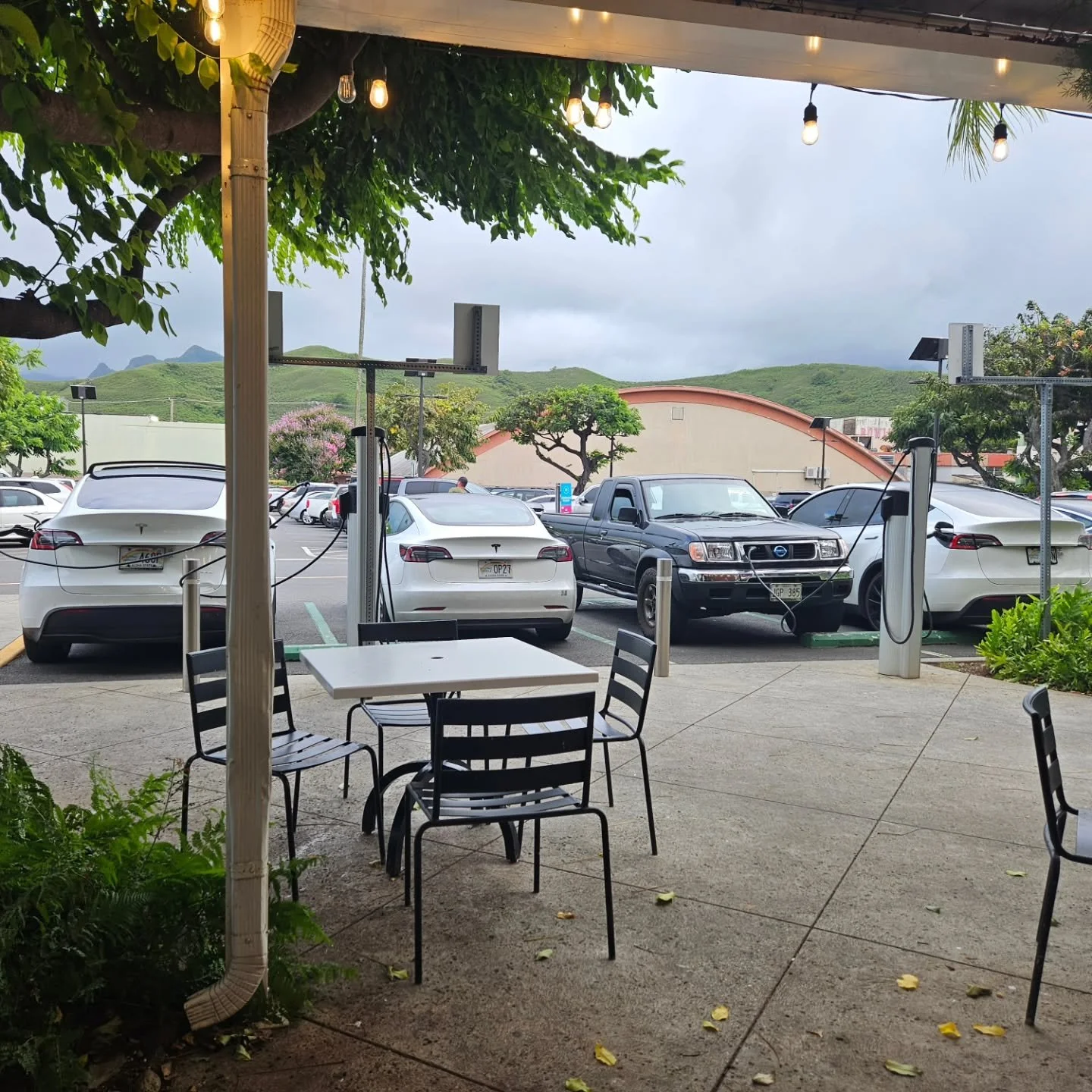 One of these is not like the others!
#FrontiEV
#EVSwap
#BuildSomethingAwesome
#MyKailua