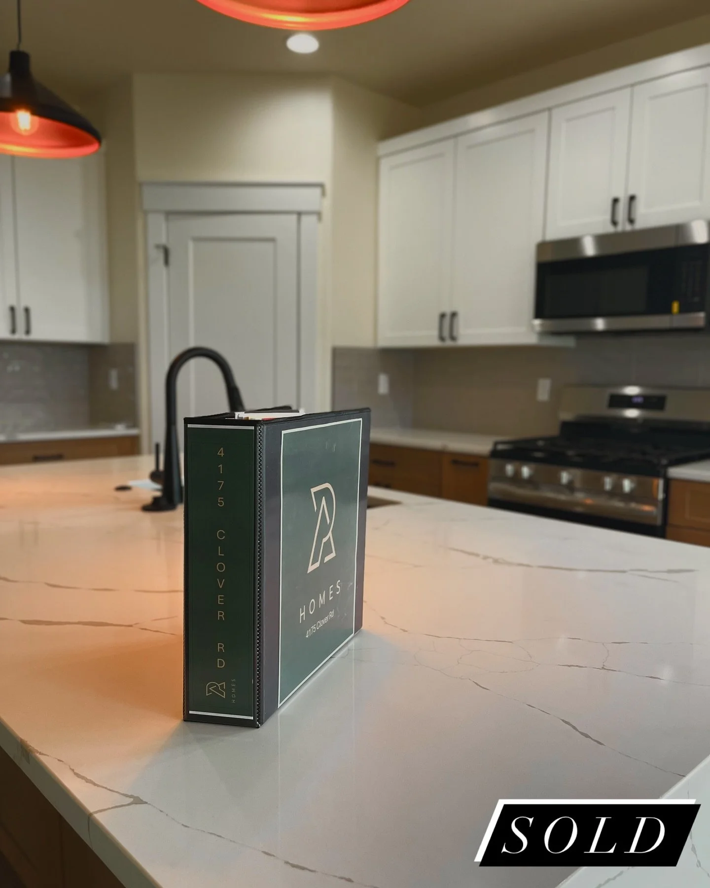 🏡 SOLD!
A new construction home built with pride, craftsmanship, and attention to every detail is now officially off the market! 🔨✨

At Par Homes, we&rsquo;re honored to help families bring their dream homes to life&mdash;one foundation at a time. 