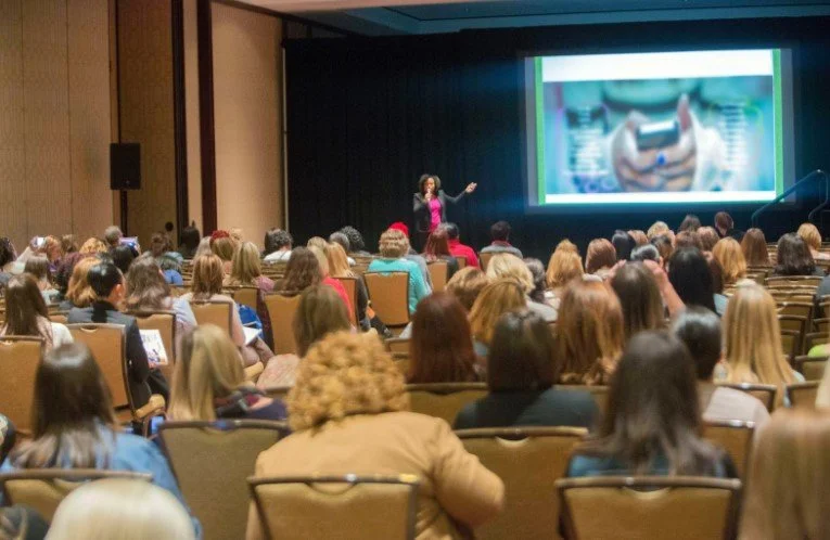 Keisha Gaddis - Leadership speaker presenting on performance sustainability and people development