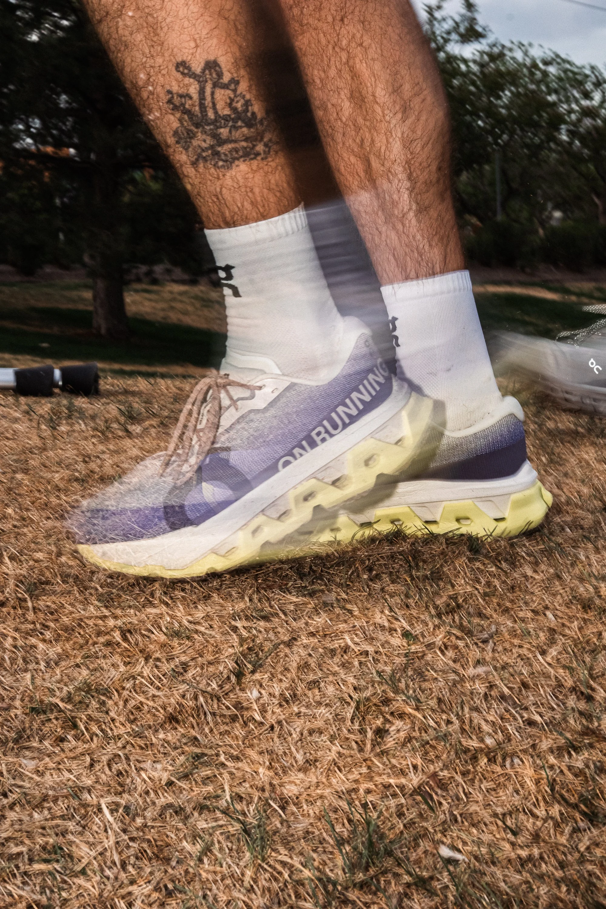 ONRunningShoesExposure.jpg