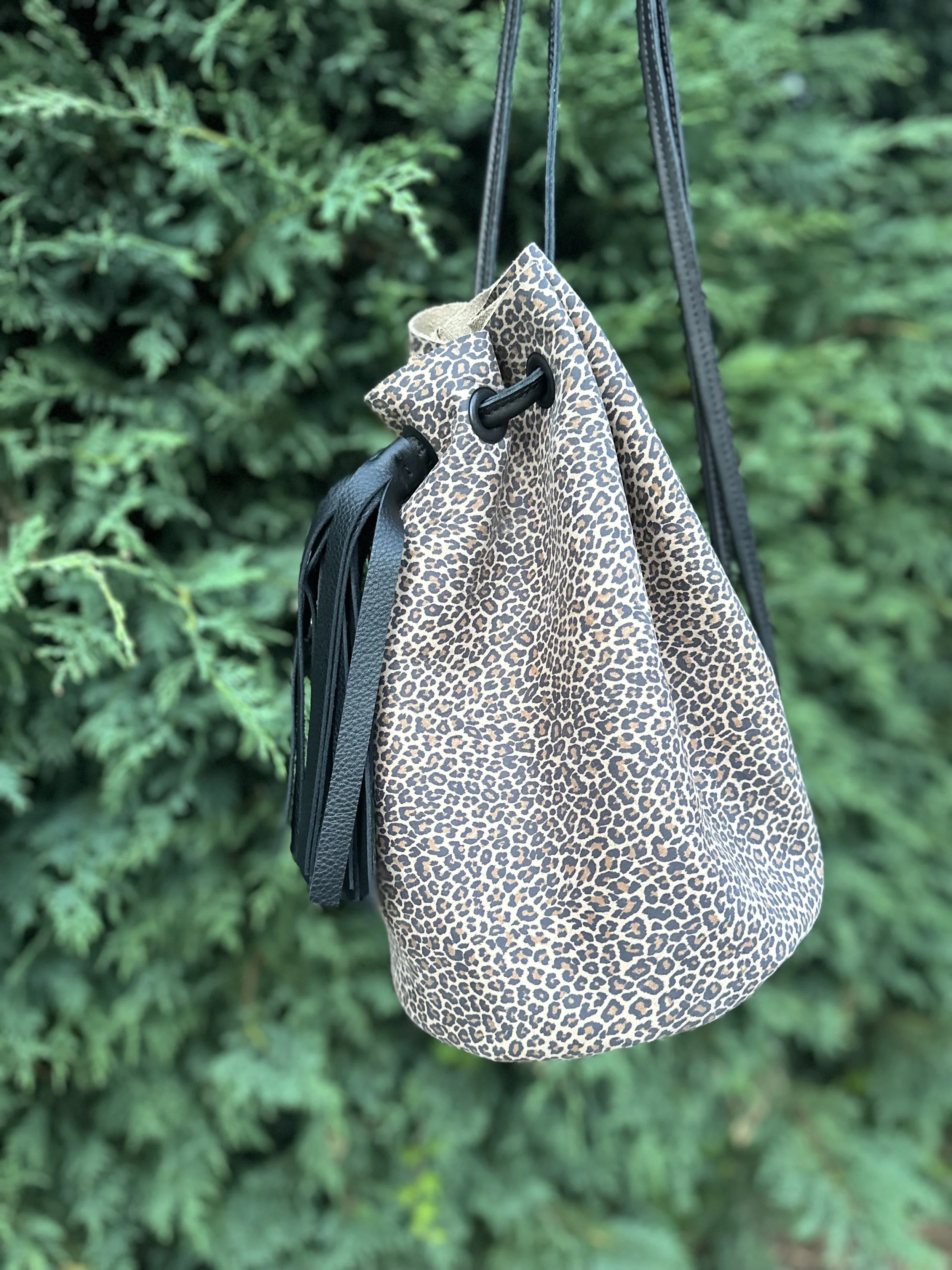 #1936 Stevie - Mini - Leopard