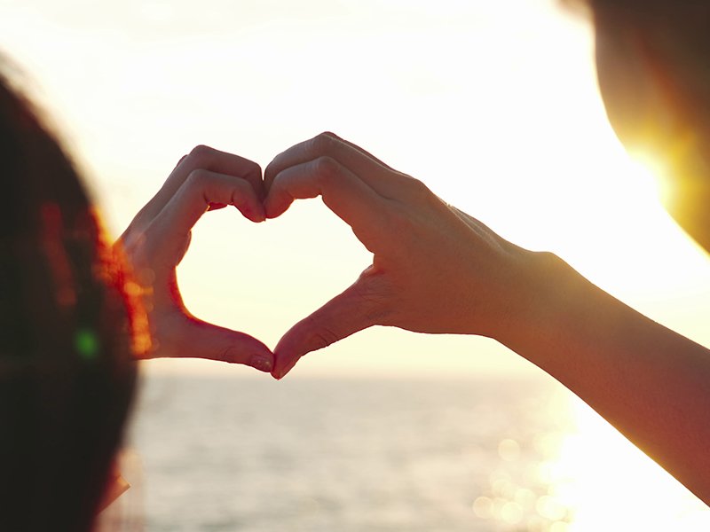 The Fantasy Bond or Honeymoon Stage & Working Past this Stage to Succeed with Love