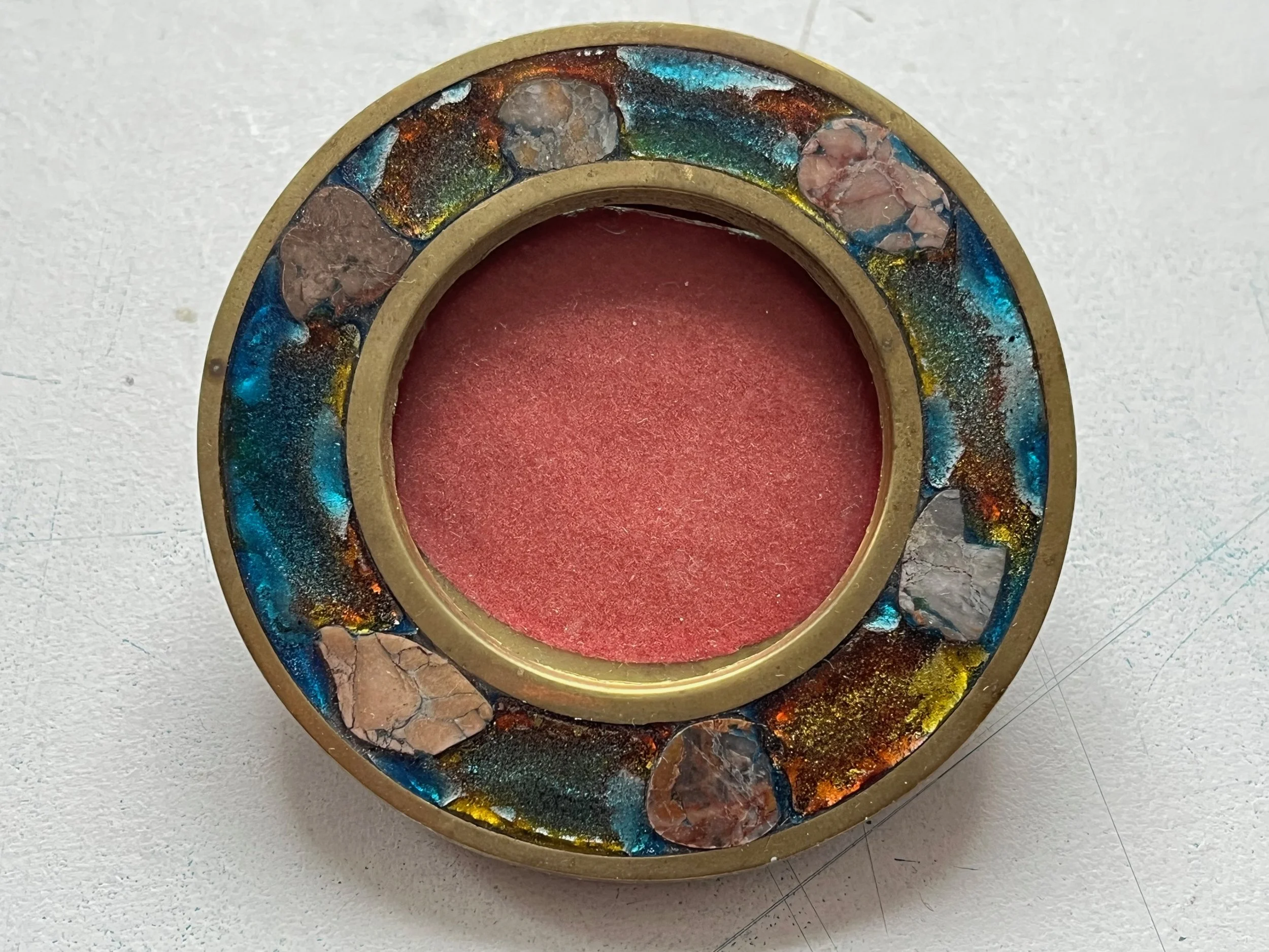 One-inch picture frame