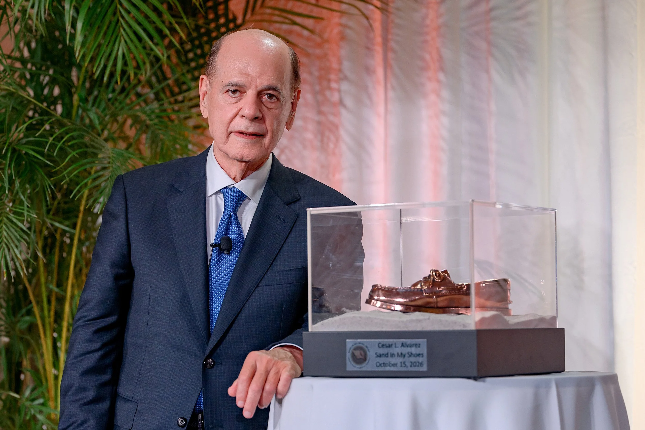 Cesar Alvarez receives the Sand In My Shoes Award at the Greater Miami Chamber of Commerce gala at Jungle Island