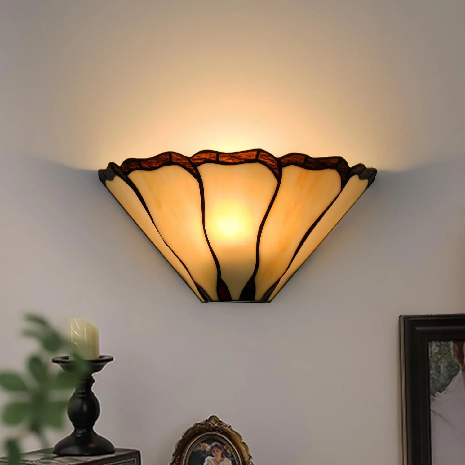 Tiffany Glass Wall Sconce