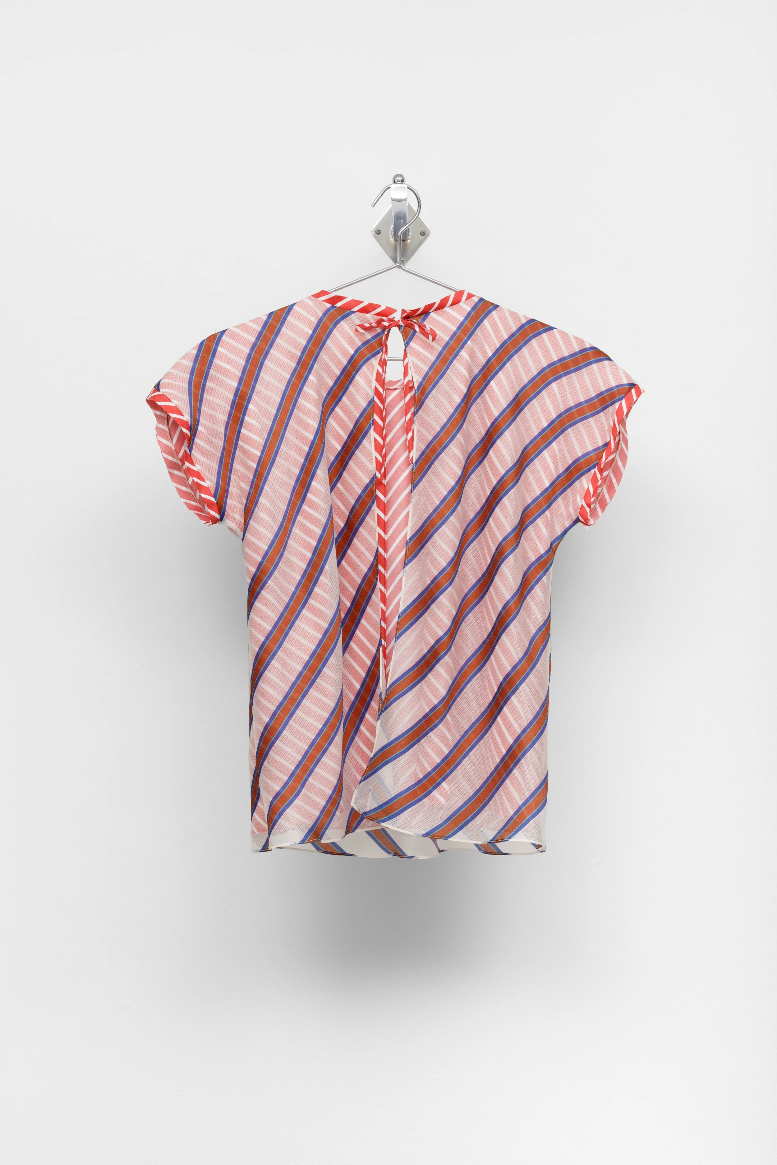 Split-Back Top - FRISSON