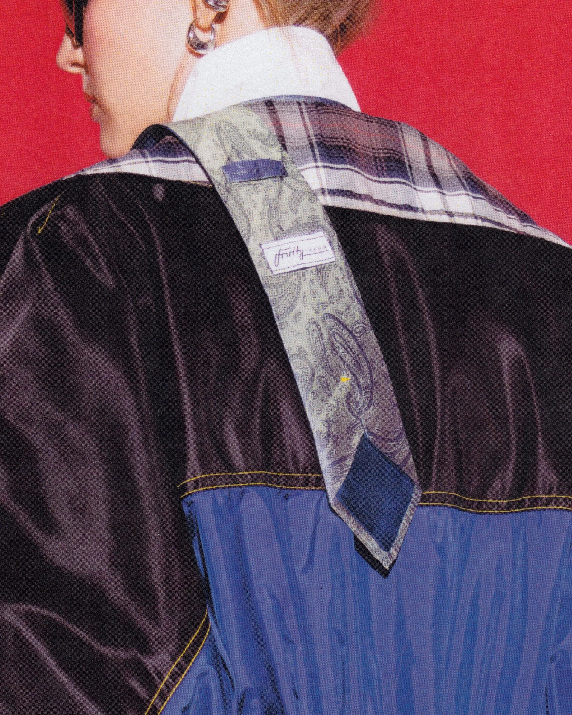 CLASSIC TIE IN PISTACHIO & COBALT PAISLEY JACQUARD