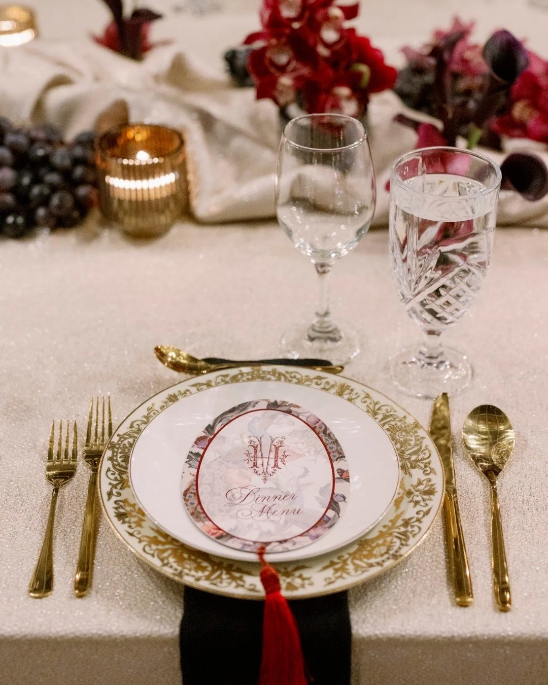 Rich tones, elegant lighting, and a beautiful backdrop made this dinner feel irresistibly cozy. We absolutely loved Taryn's vision for this planner + vendor dinner and had so much fun translating it into thoughtfully designed stationery, layering ric