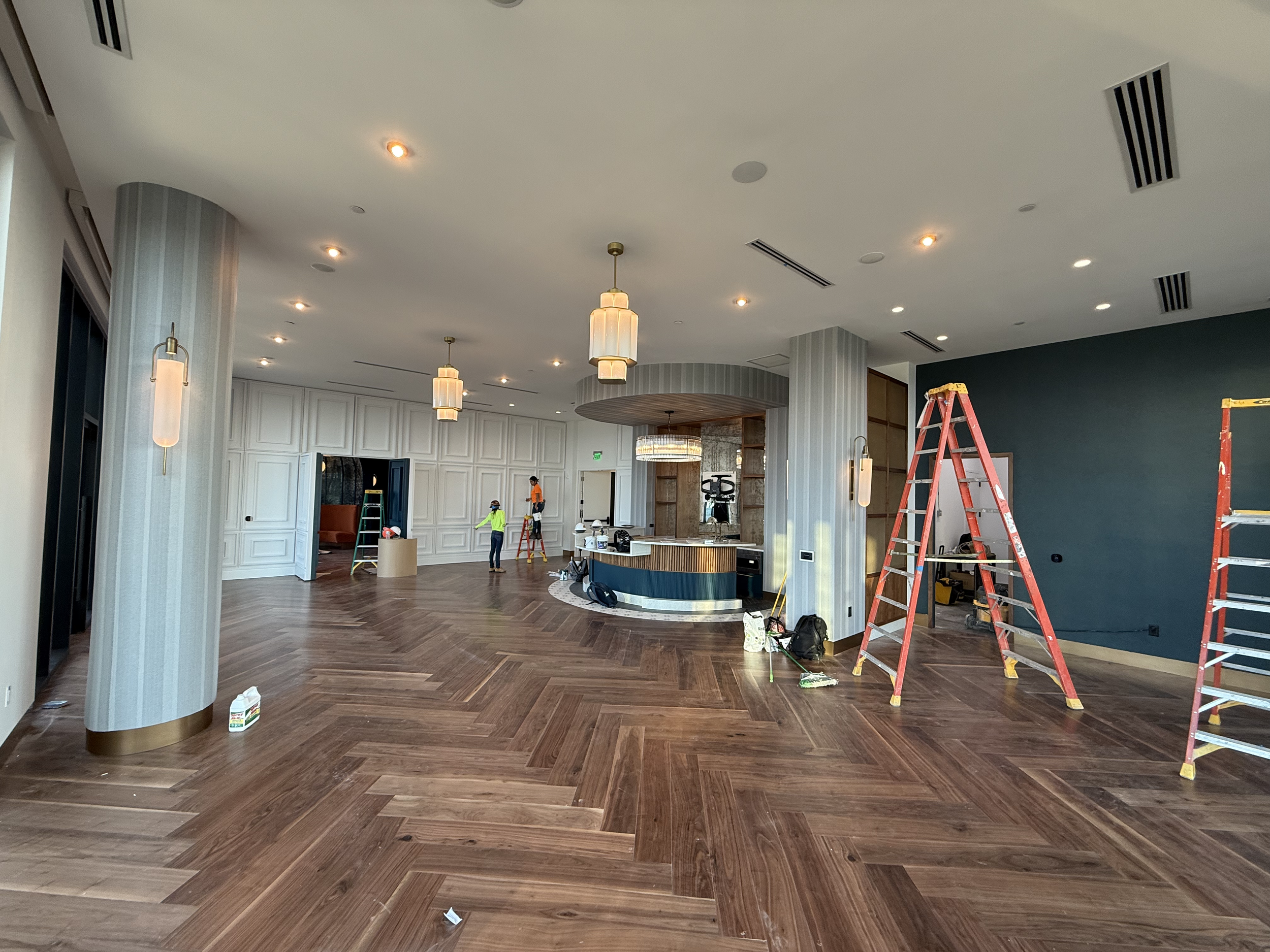 Oro Ballantyne Sky Bar