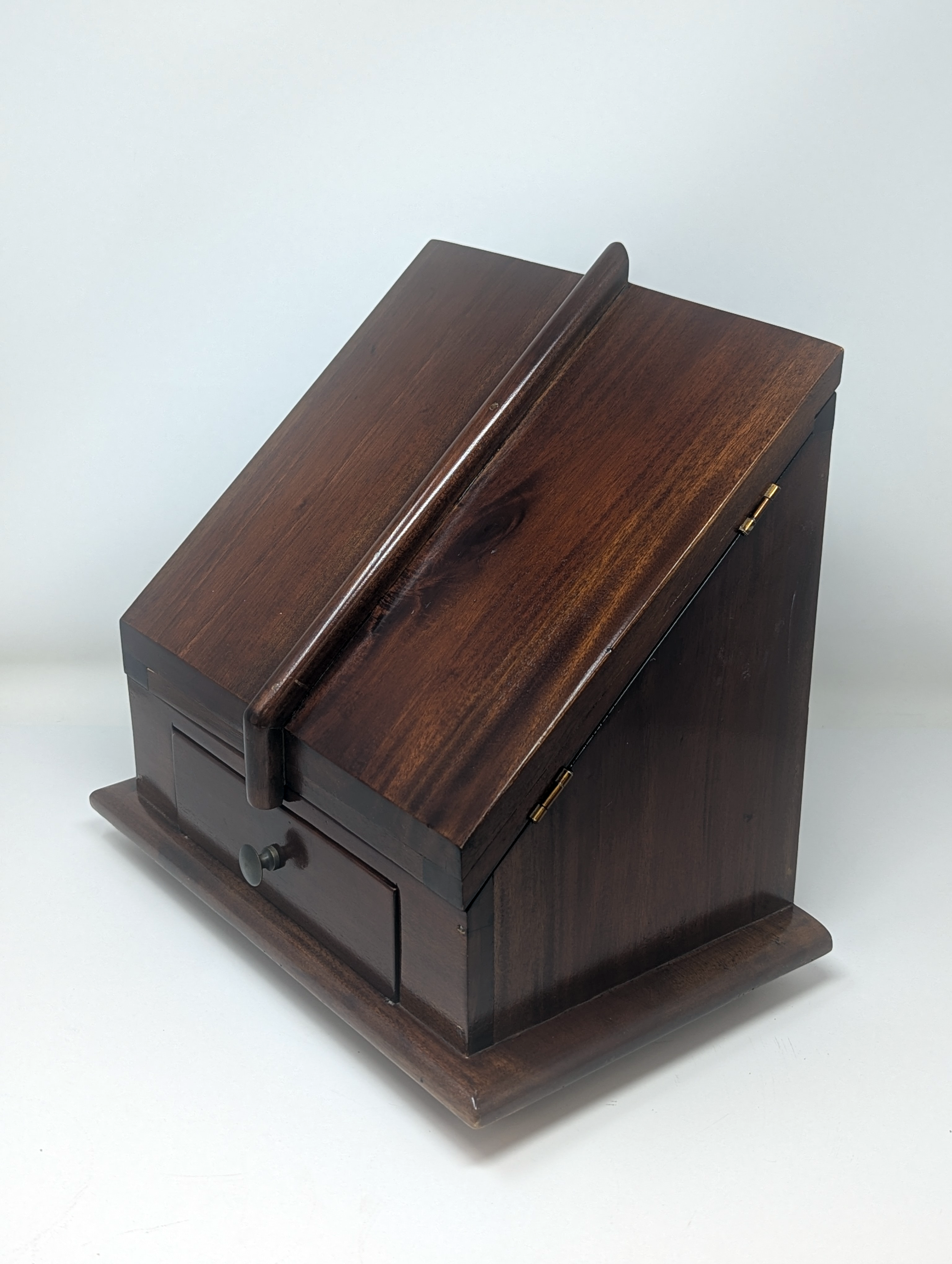 Wood Desk Organizer 3.png