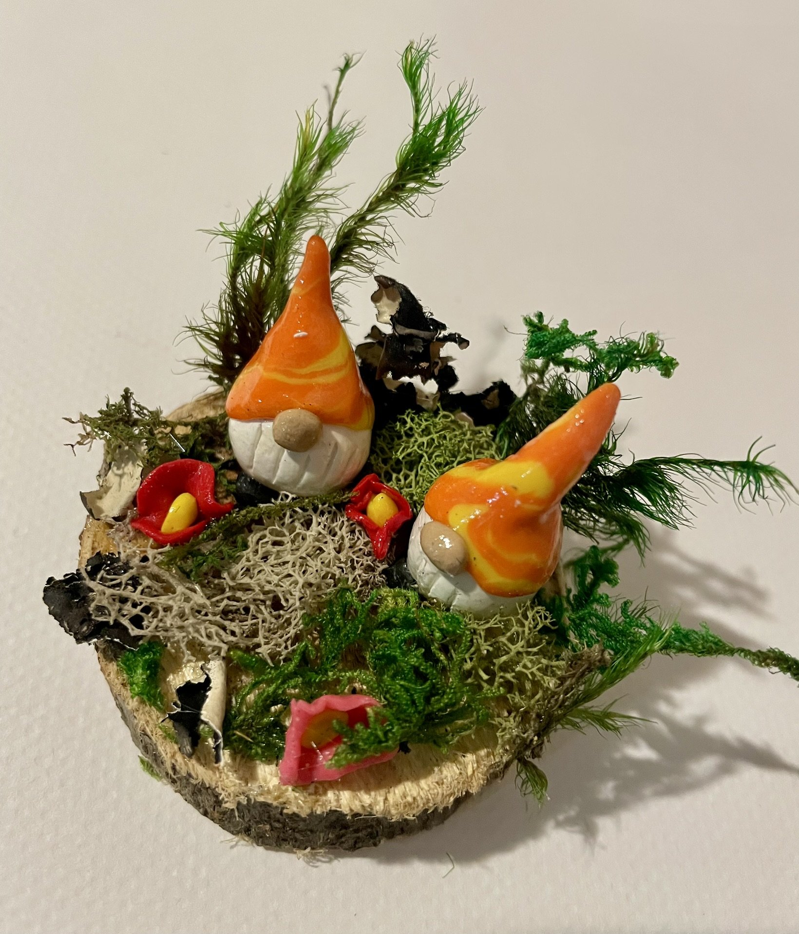 Miniature Gnome Desk Mates Orange Caps