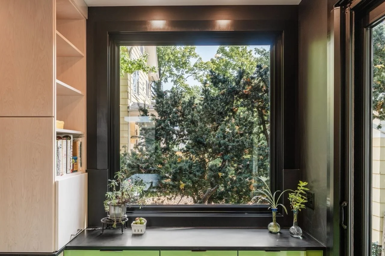 Inviting Spring to stay in your space for every season to come with grounding green cabinetry and a welcoming wall of windows 🌱 Happy #firstdayofspring !

#interiordesign #kitchenremodel #renovation #homedecor