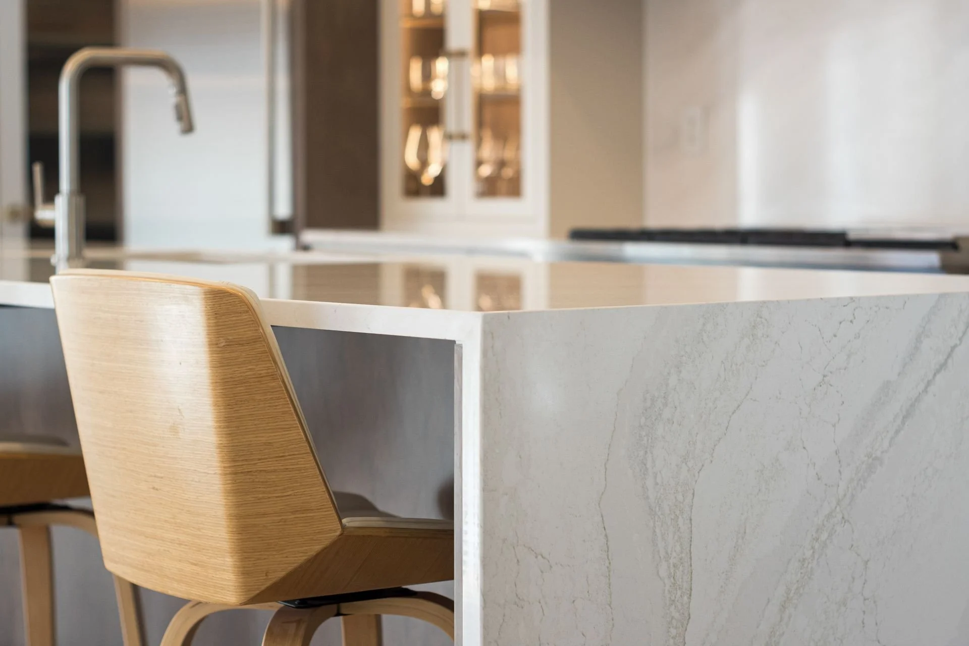 Soft, Neutral Palette; Timeless Sophistication; Contemporary Restraint. Kitchen Remodel in Powell, OH by Residence – Design. Build. Remodel. project photo 13