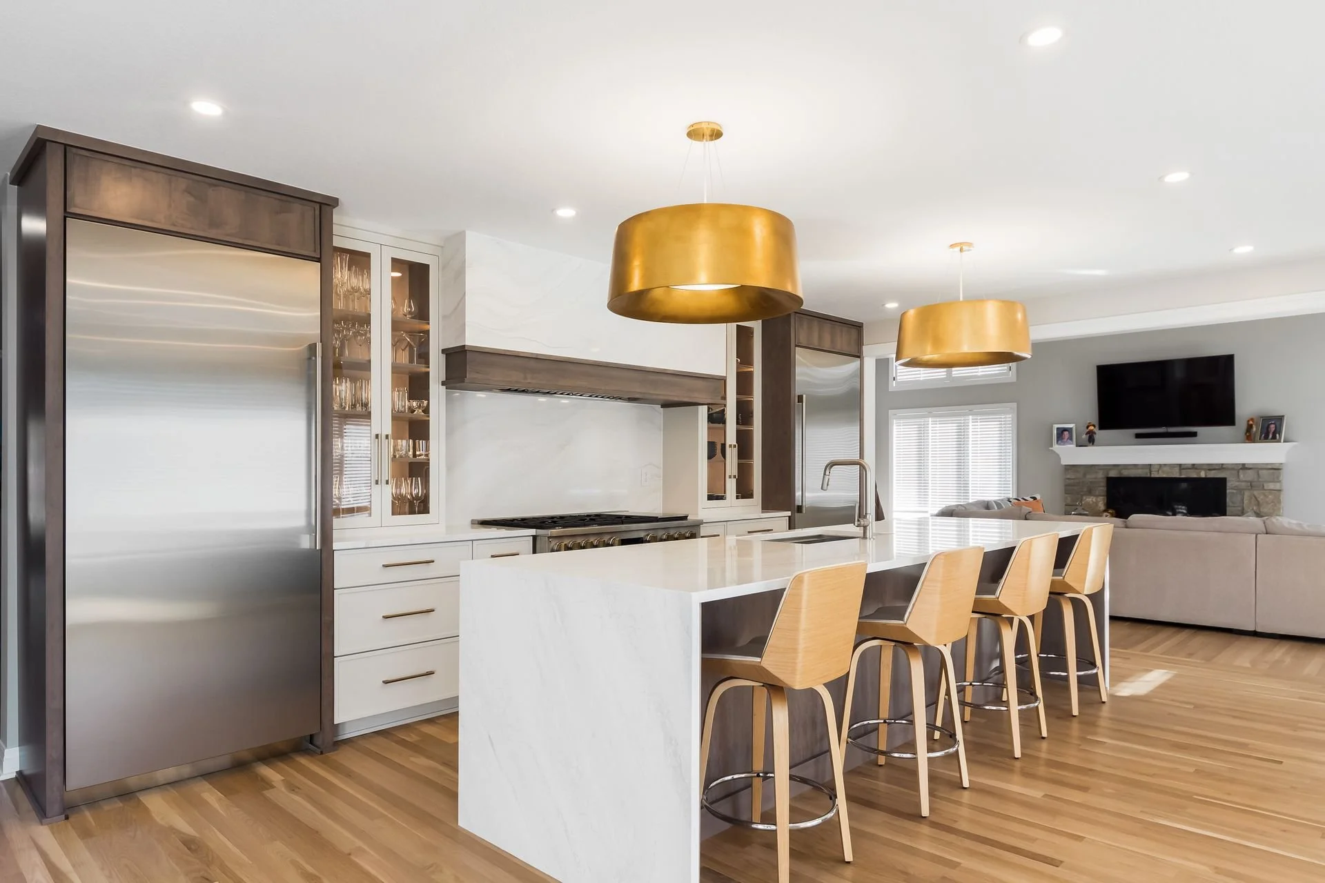 Soft, Neutral Palette; Timeless Sophistication; Contemporary Restraint. Kitchen Remodel in Powell, OH by Residence – Design. Build. Remodel. project photo 14