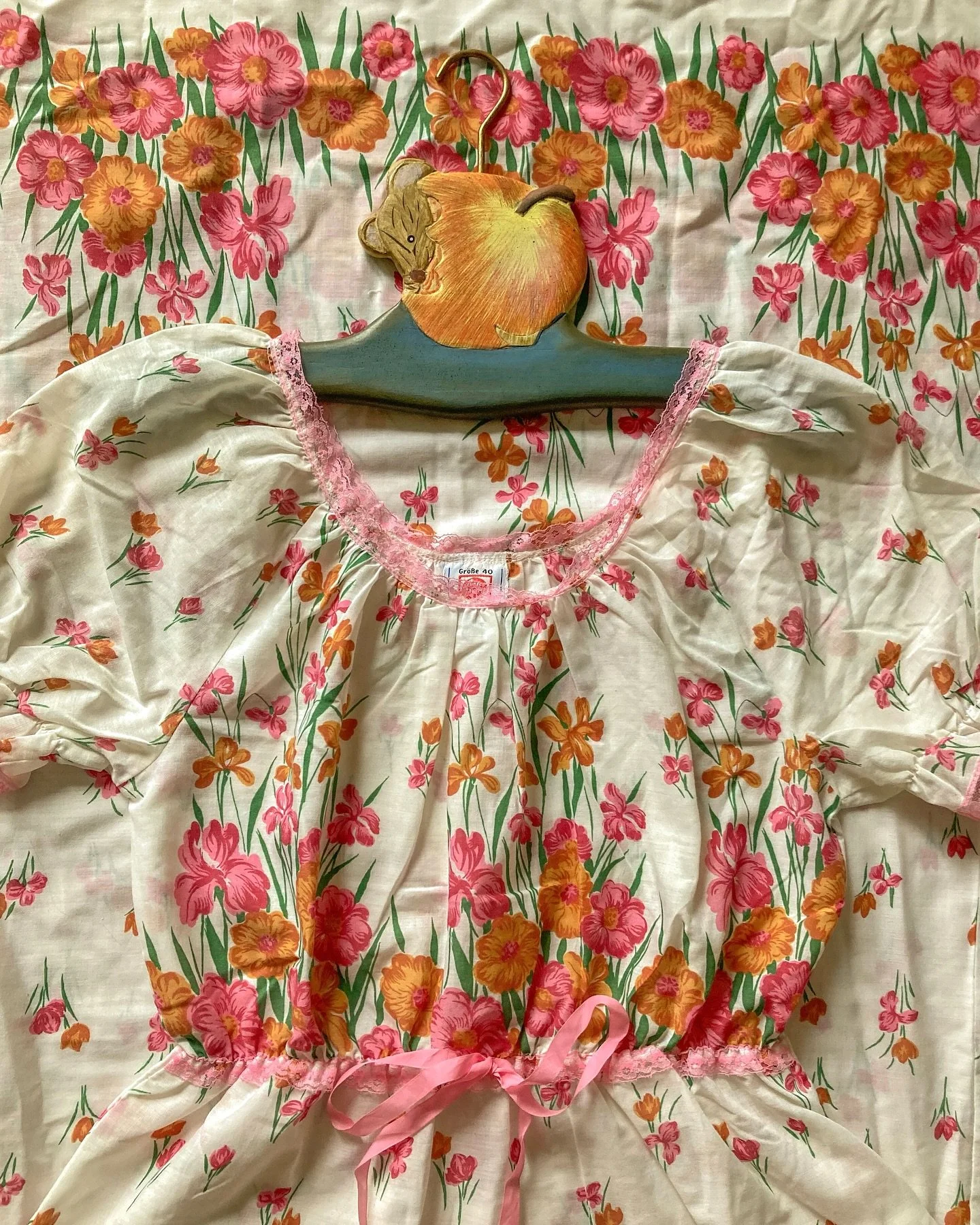 Updated my Vinted with some stuff because retired depop girlie needs cash lol - username hannahmaisie ☺️