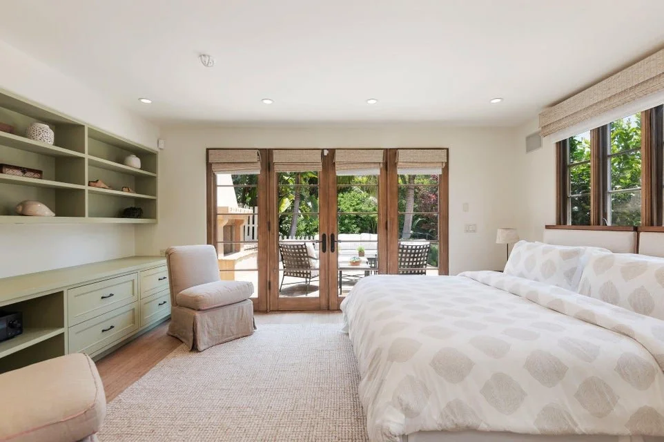 Guest studio bedroom 2.jpg