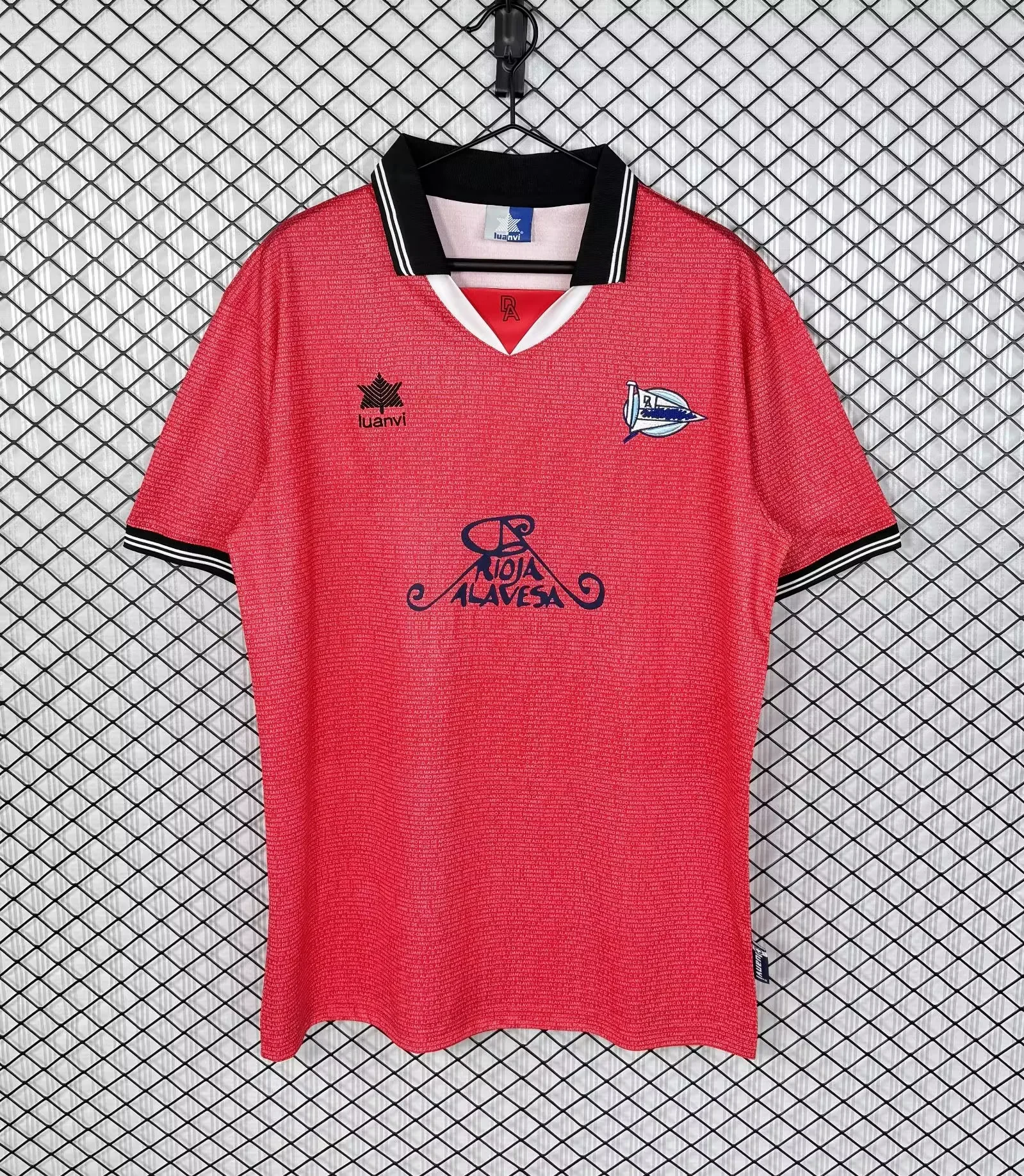 2ª Equipación 01/02