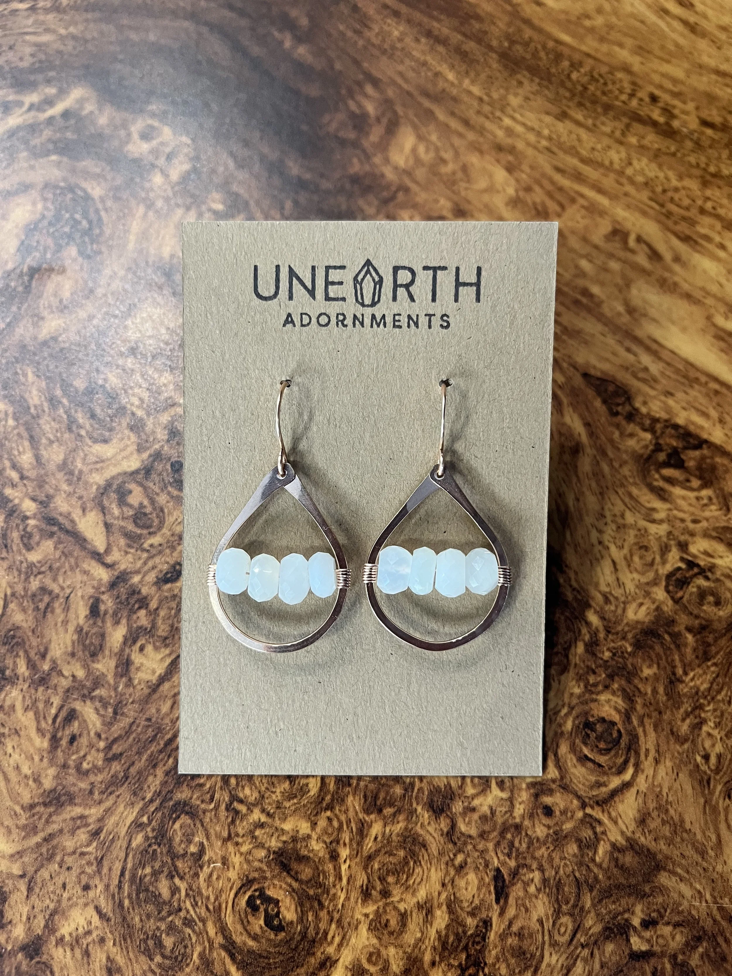 Moonstone Bar Teardrop