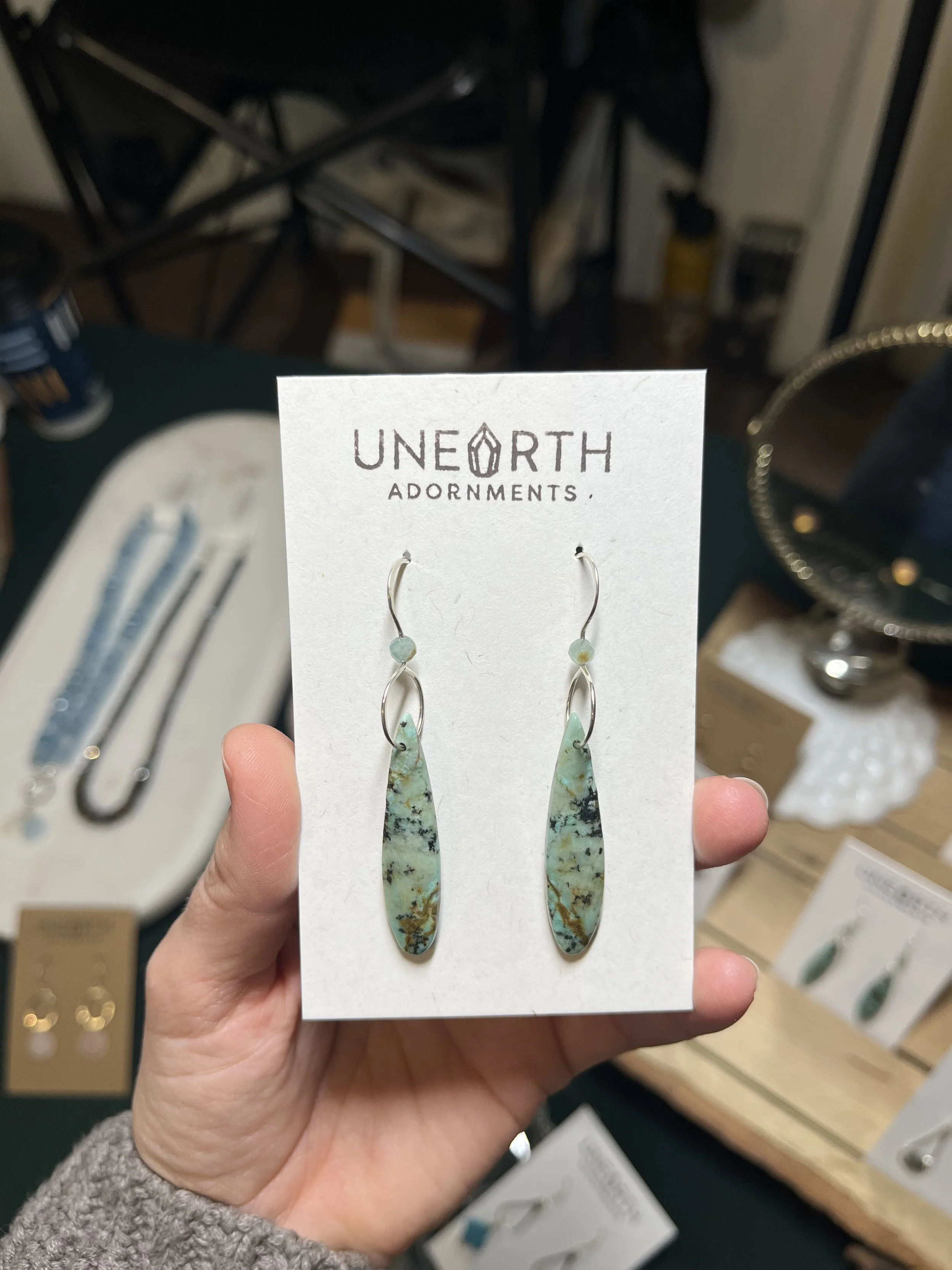 African Turquoise Petal Drop