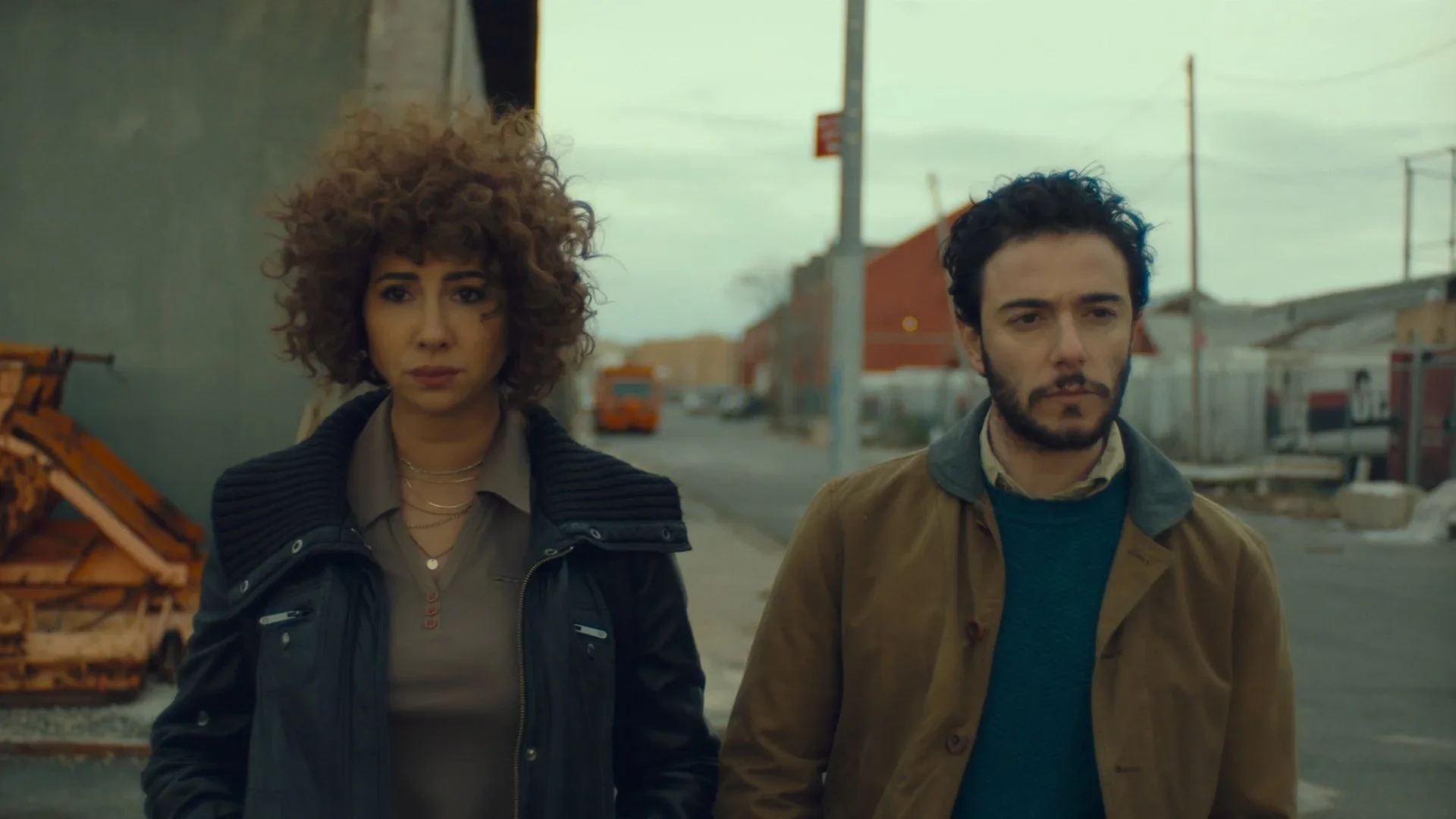 suha rosa+ali+water.webp