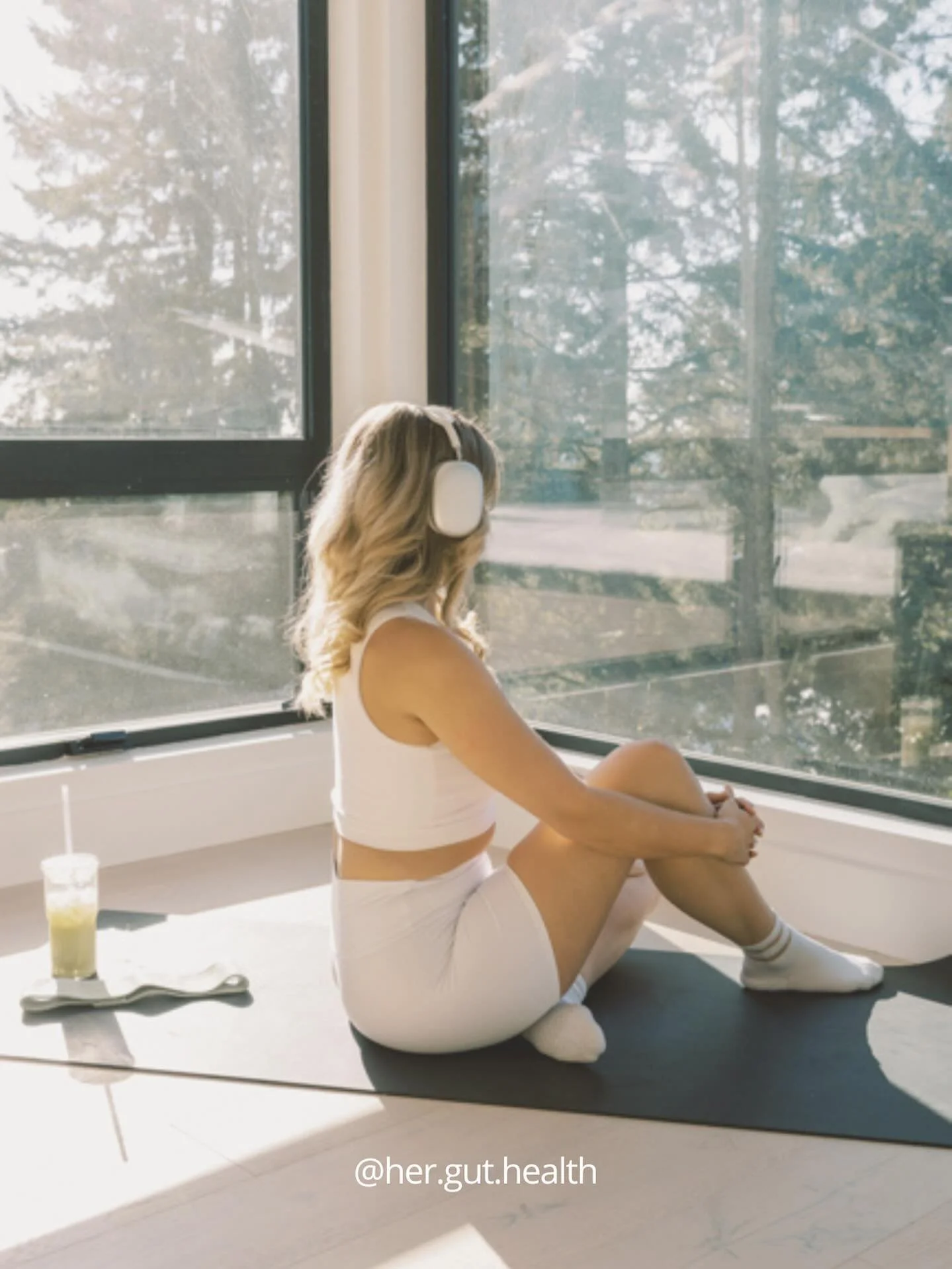 ✨ Movement &amp; Gut Health ✨

Gentle movement isn&rsquo;t just good for strength, it also supports digestion and your nervous system.

Benefits: 

- Stimulates gut motility (helps food move along)
- Supports blood flow to the digestive tract
- Calms
