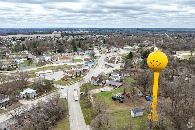 Aerial view of Eagle, Wisconsin and surrounding neighborhood roofs