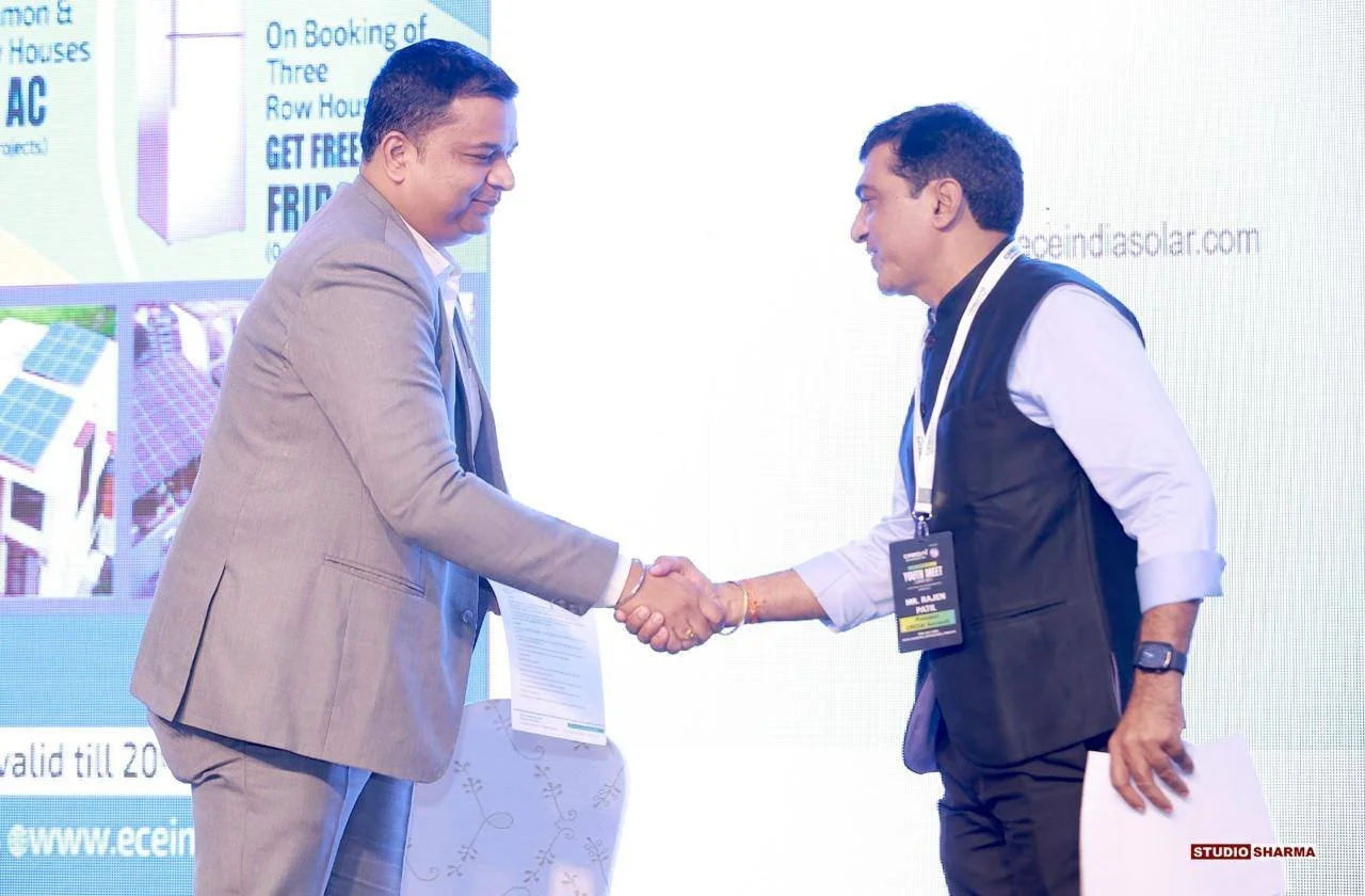 Distribution of Deity at the CREDAI Amravati - Youth Conference held at Chikhaldara, Amravati, Maharashtra.  1st regional youth meet held in Amravati in 2025. Rajen Patil ,, Rajan Patil. 