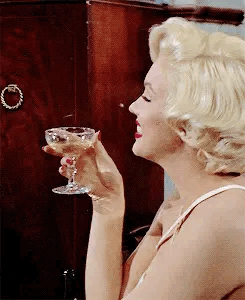 e374f14c4b5755c77e1ddbc24b506954.gif