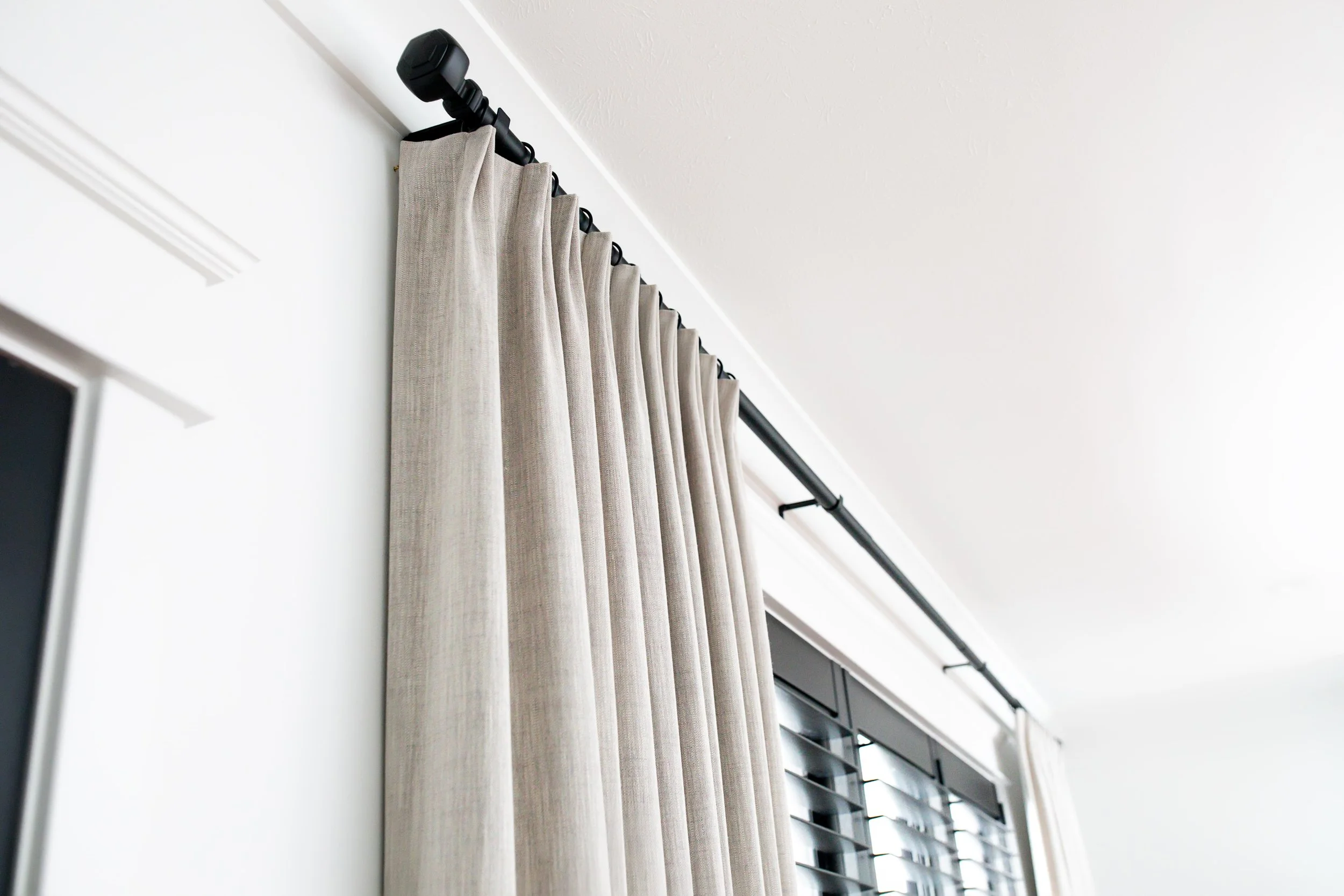 We Have a Variety of Window Treatment Options for Your Interior Design Needs