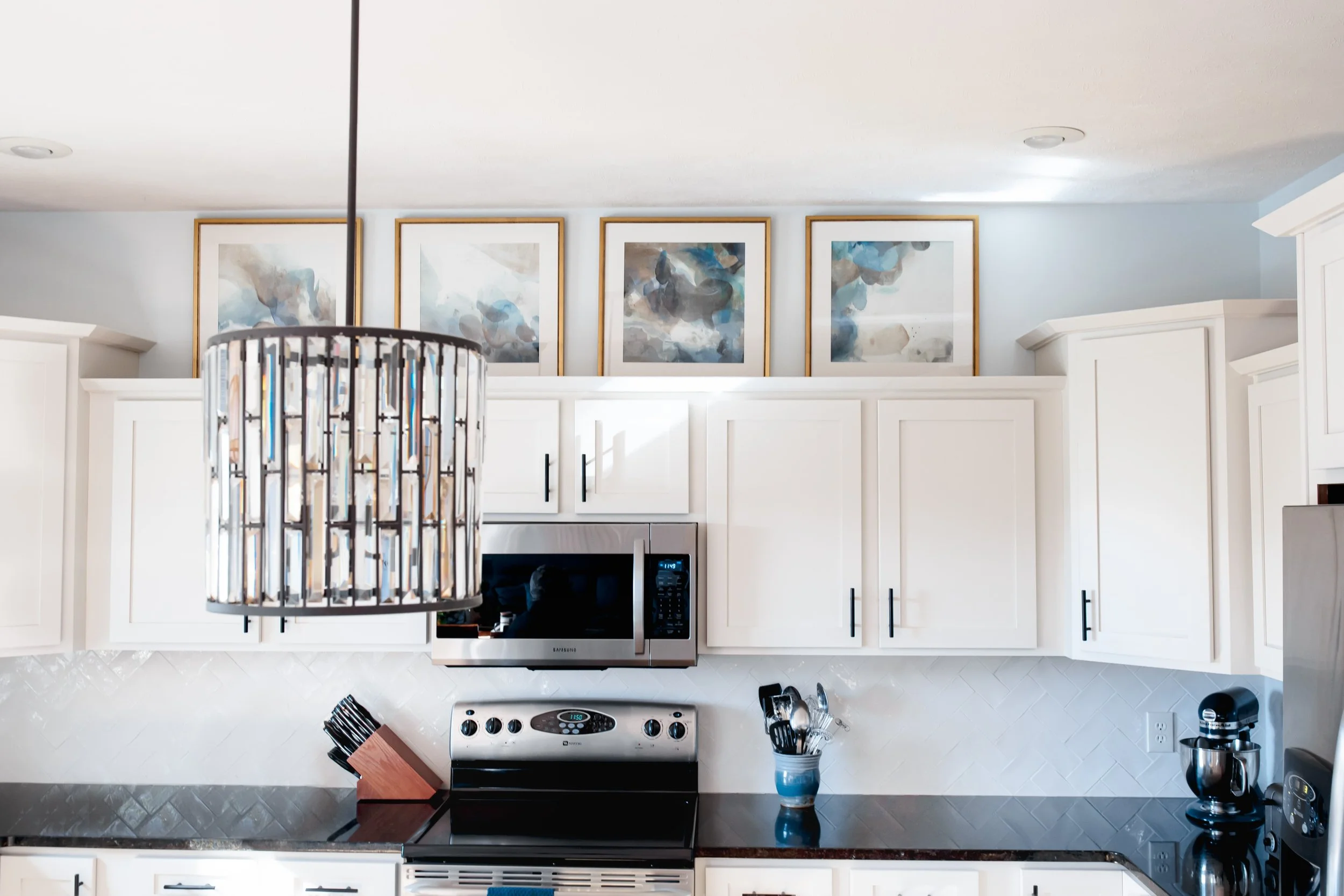 Complete Your Home Décor with Decorative Accessories