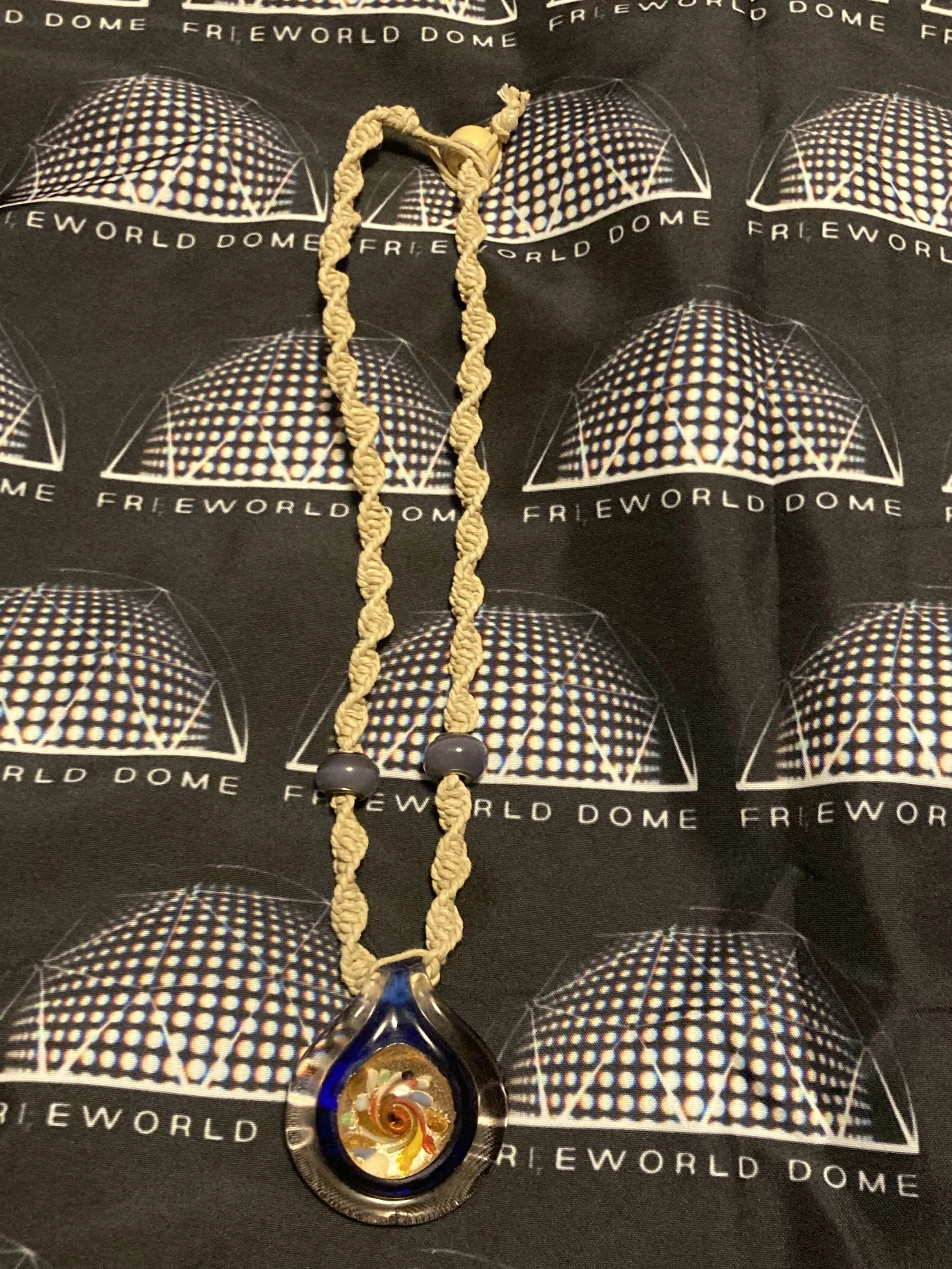 Glass Bead and Pendant Necklace - 9 inch