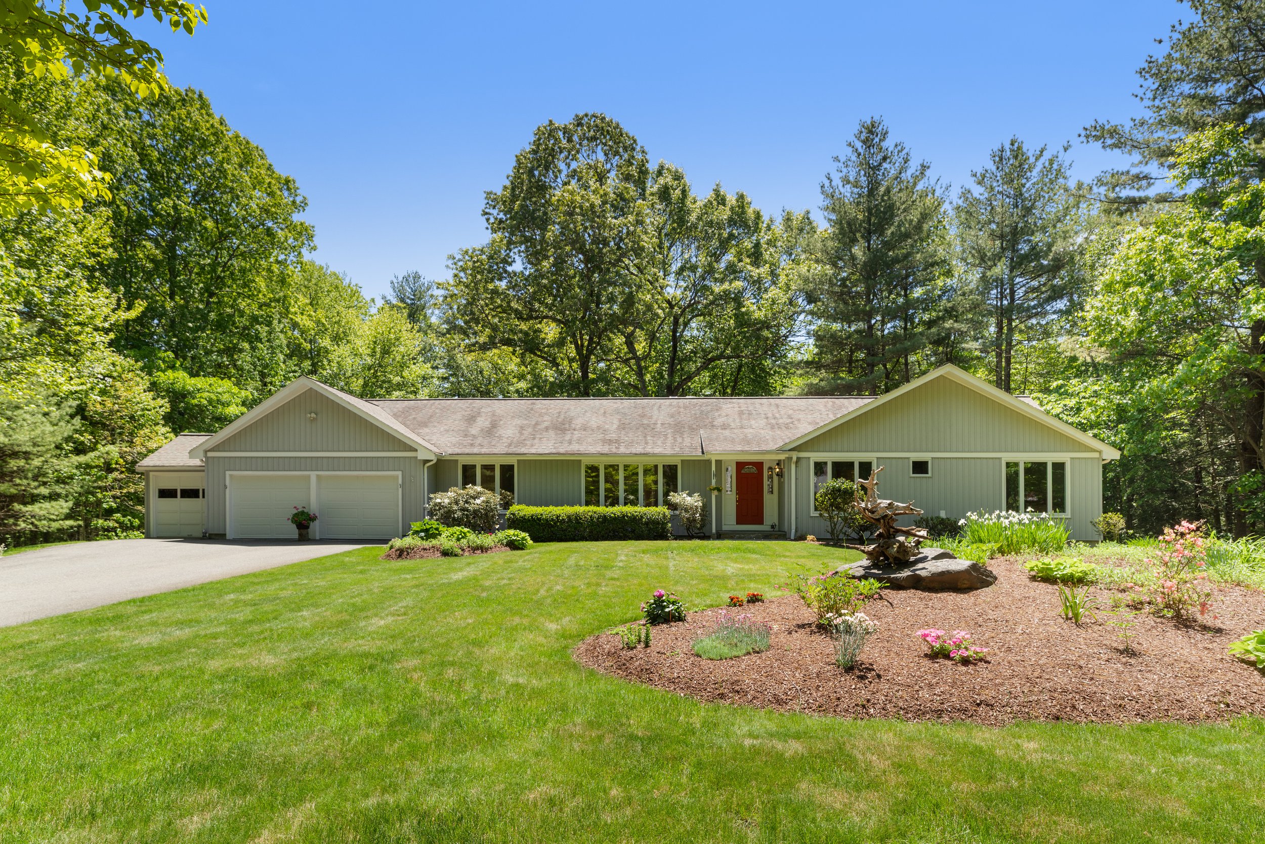 Photo - 006.jpg