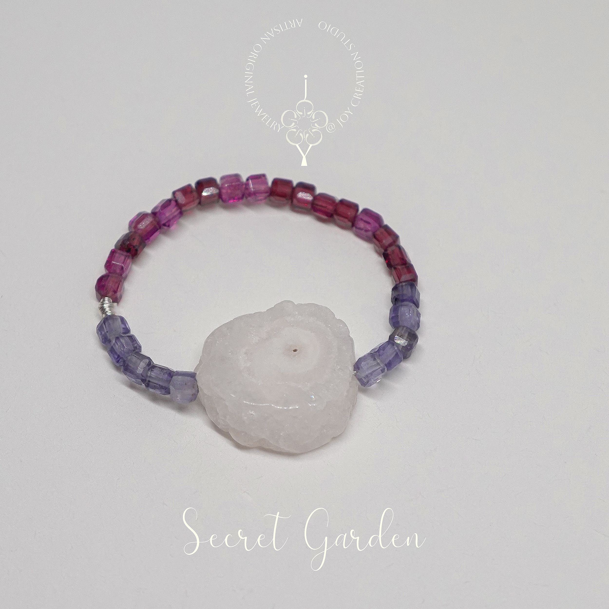 Secret+Garden+ring+-4b+with+logo+square.png