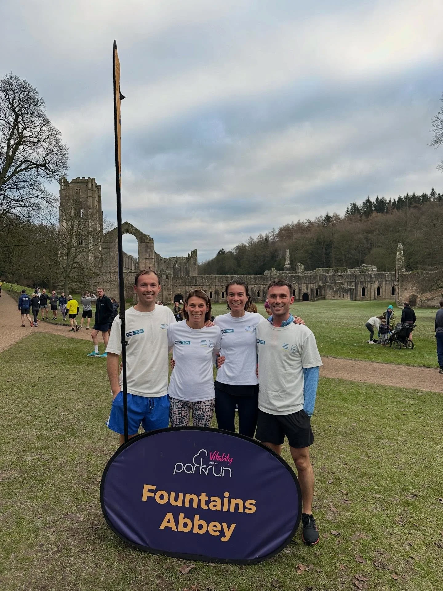 Christmas family park run. Training never stops! 🏃&zwj;♂️ 🏃&zwj;♀️ 

#ashfamilyrow #rowforrobert #worldstoughestrow #atlantic27 #suicideandco #training