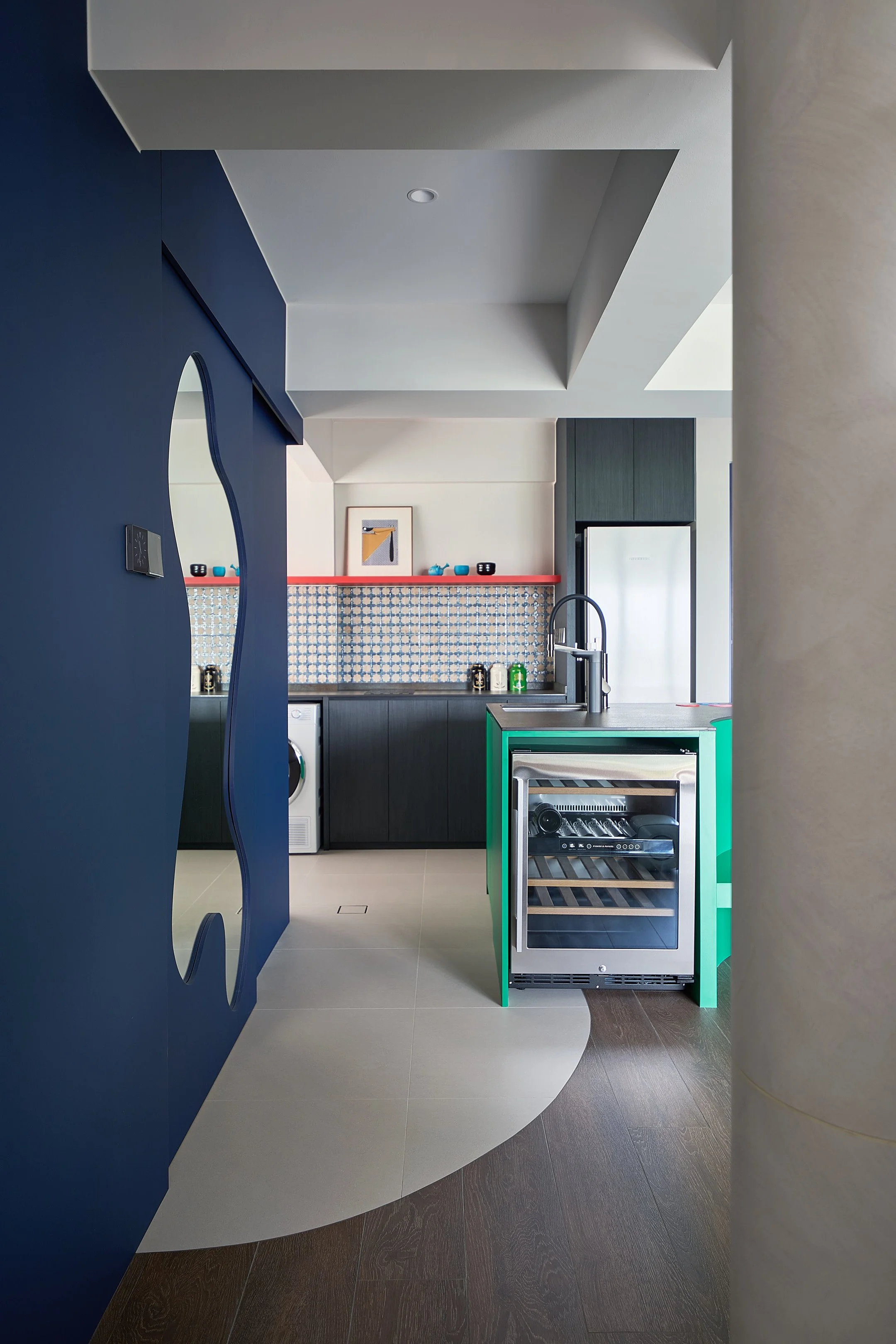 Z0731 096 Interplay Alkaff Cres_HDR_4K.jpg