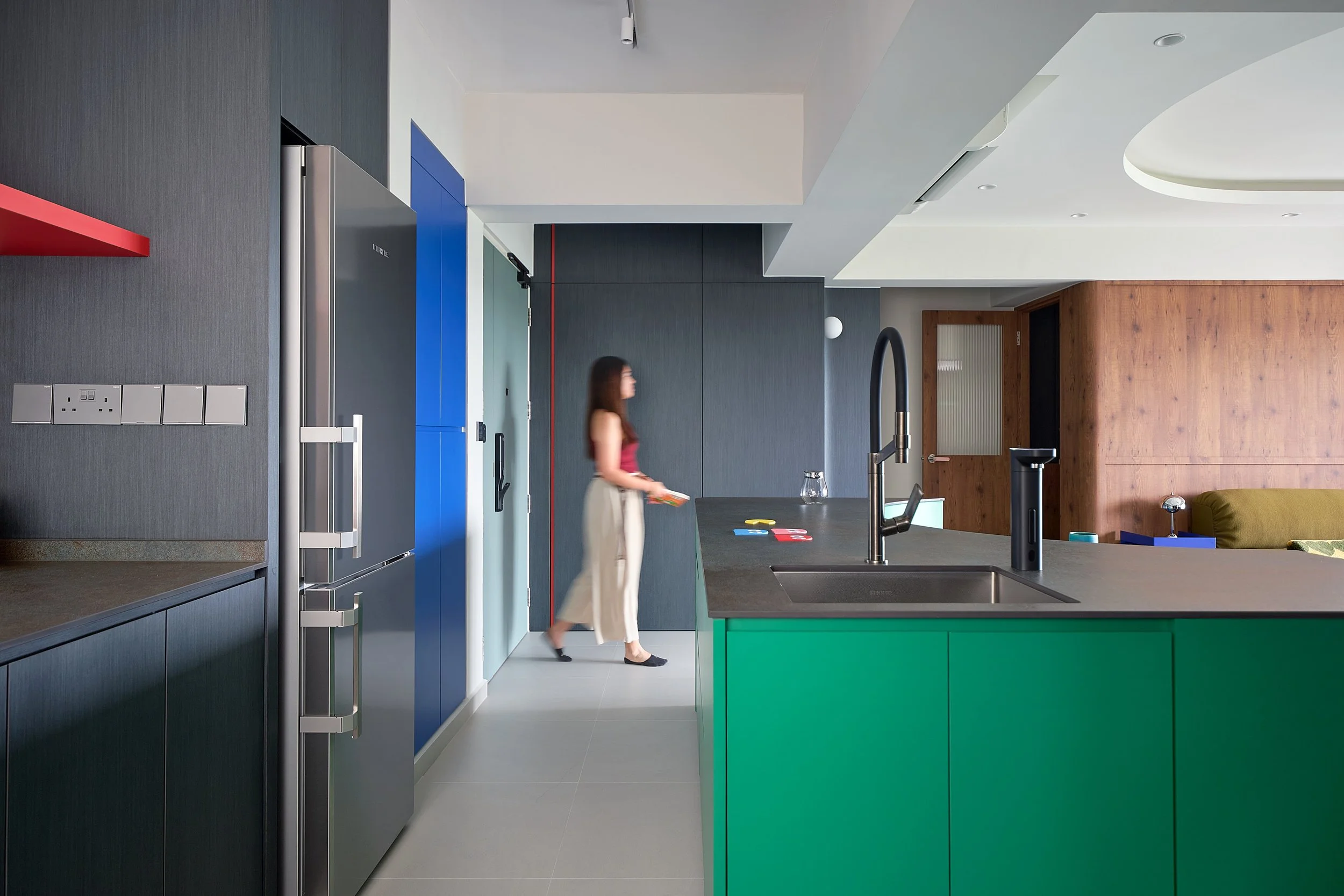 Z0731 087 Interplay Alkaff Cres_HDR_4K.jpg