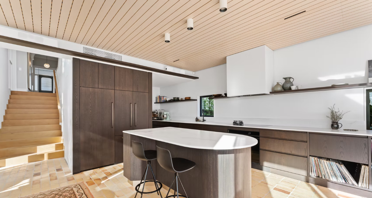 Maud - Kitchen area.png