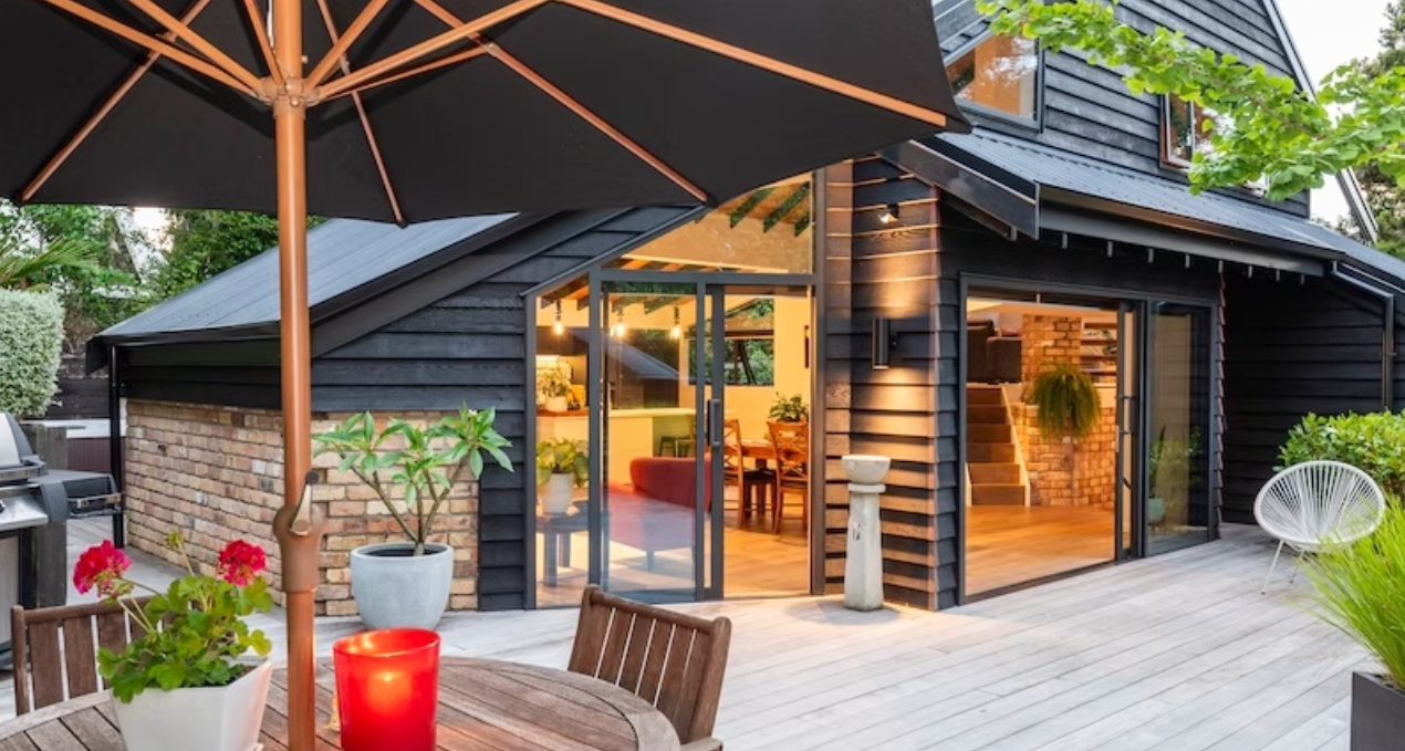 Cheriton Rd - Outdoor area.png