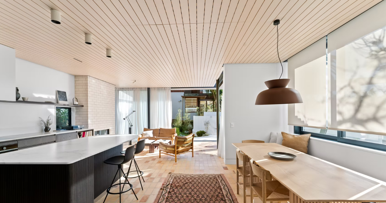 Franklin Rd - Dining area.png