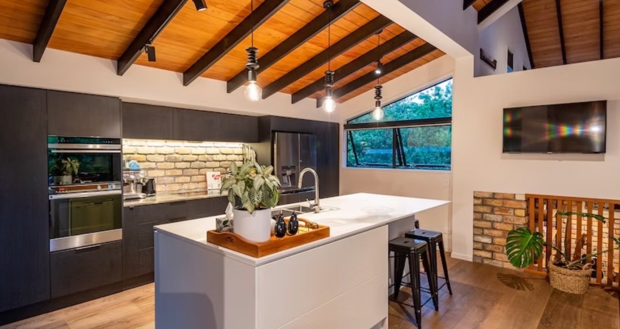 Cheriton Rd - Kitchen area.png