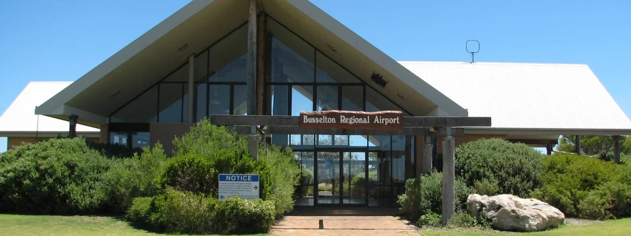 Bonjour margaret river private wine tour kia carnival parked in front of busselton airport for transfer services.