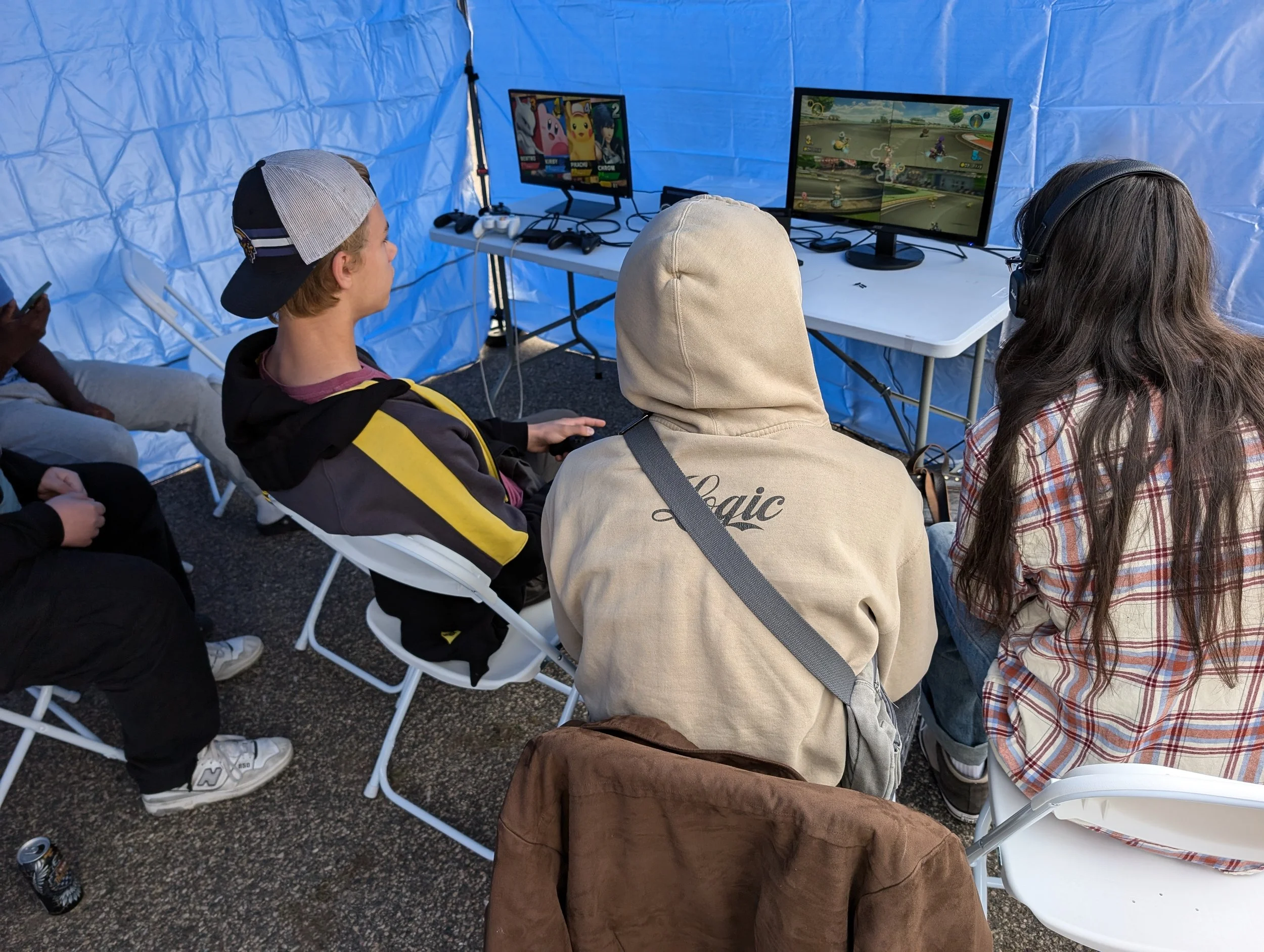 Solar Video Games - Play 3b.jpg