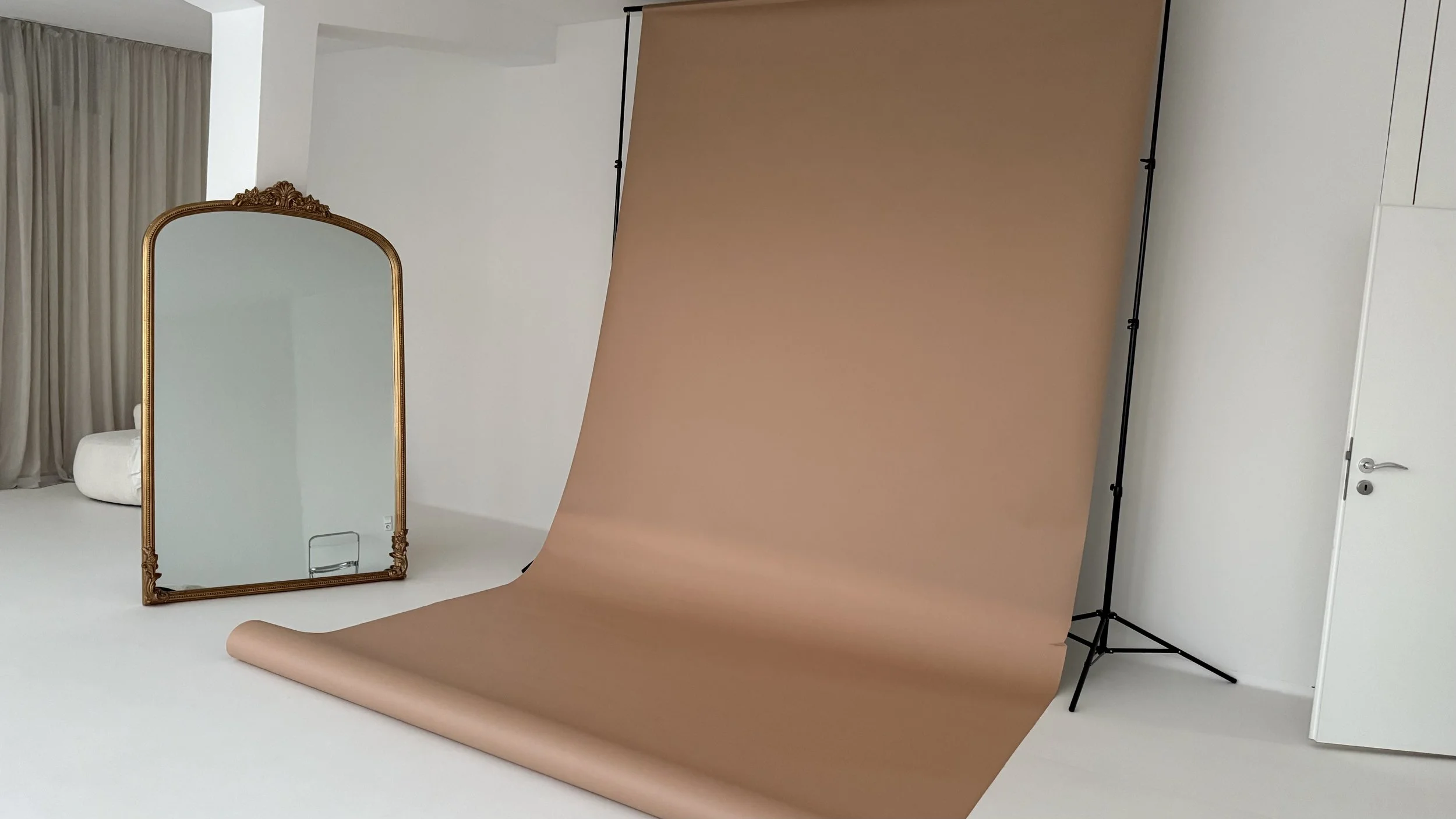 Helles Tageslicht Mietstudio in Stuttgart für Foto- und Videoproduktionen