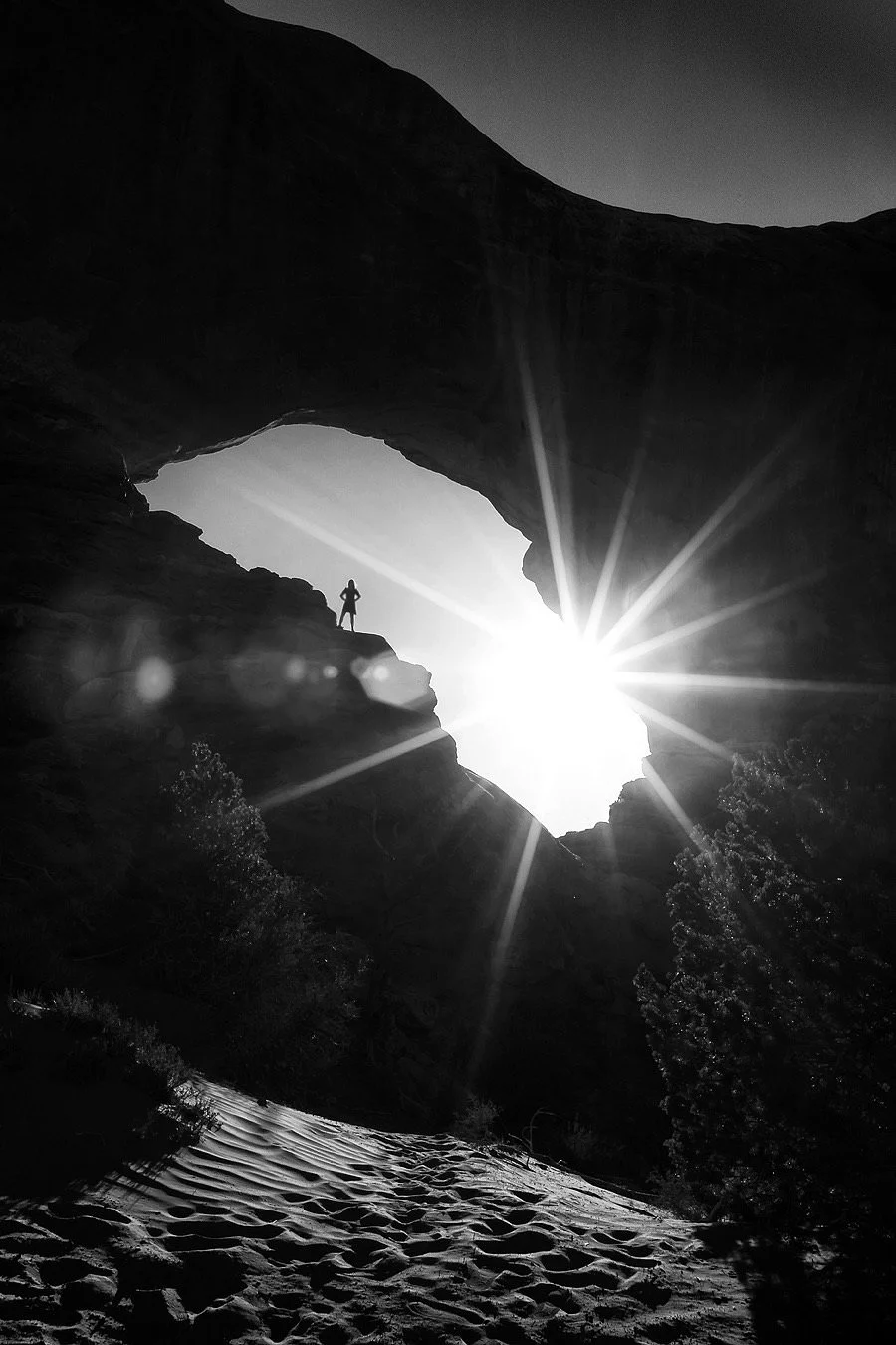 ARCHES_900.jpg